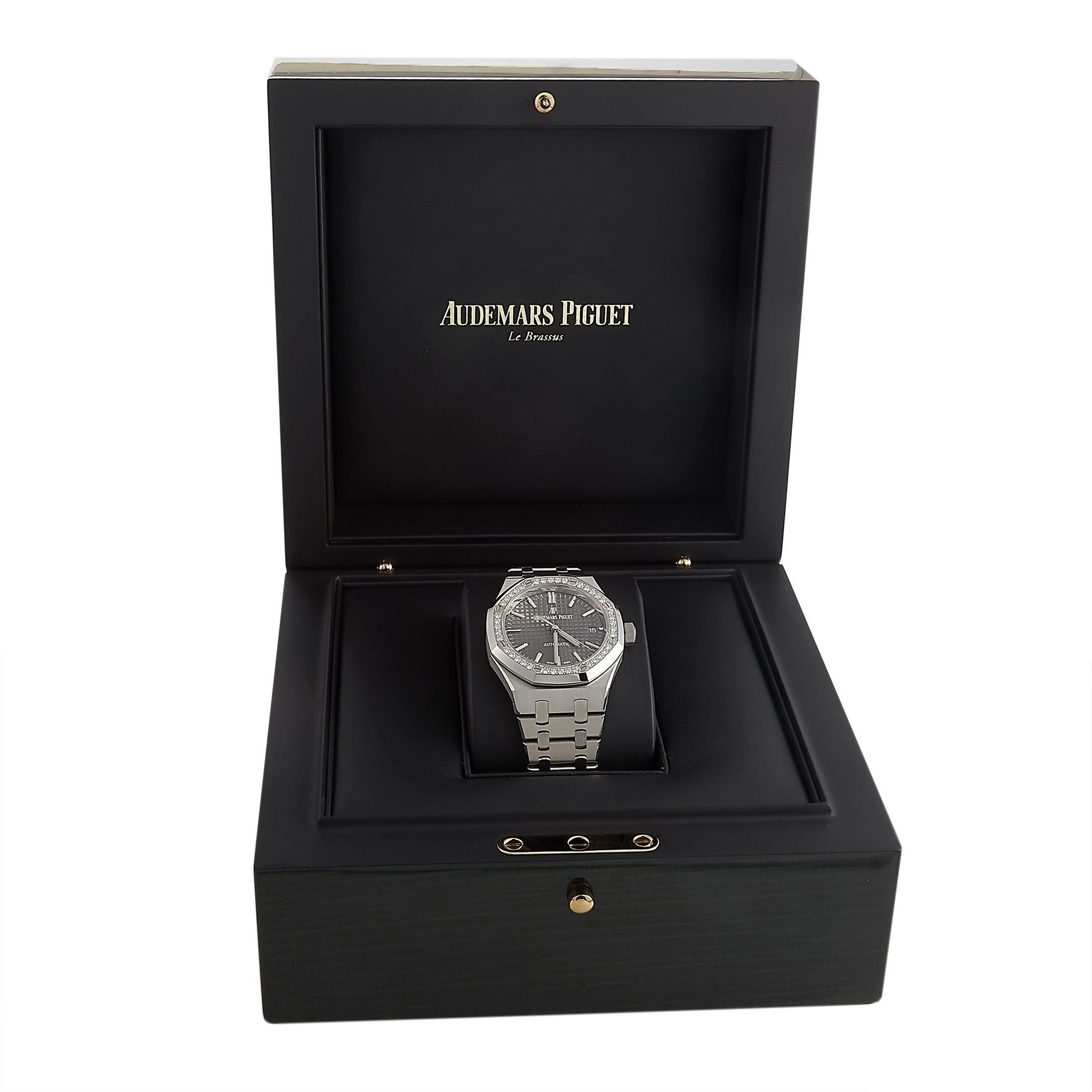 Audemars Piguet Royal Oak Diamond Automatic Watch 15451ST.ZZ.1256ST.02 In New Condition In Southampton, PA