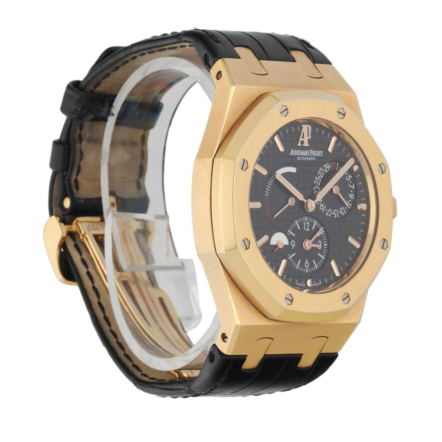 Audemars Piguet Royal Oak Dual Time 26120OR 18K Rose Gold Herrenuhr w/Box im Zustand „Hervorragend“ in Great Neck, NY