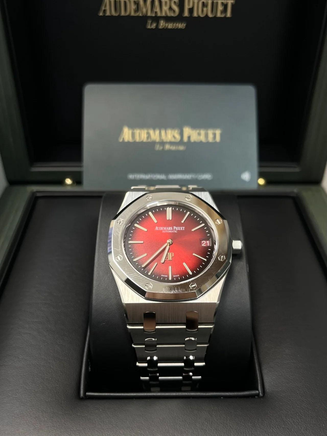 Audemars Piguet Royal Oak Jumbo Extra-thin Burgundy 16202XT.OO.1240XT.01 For Sale 9