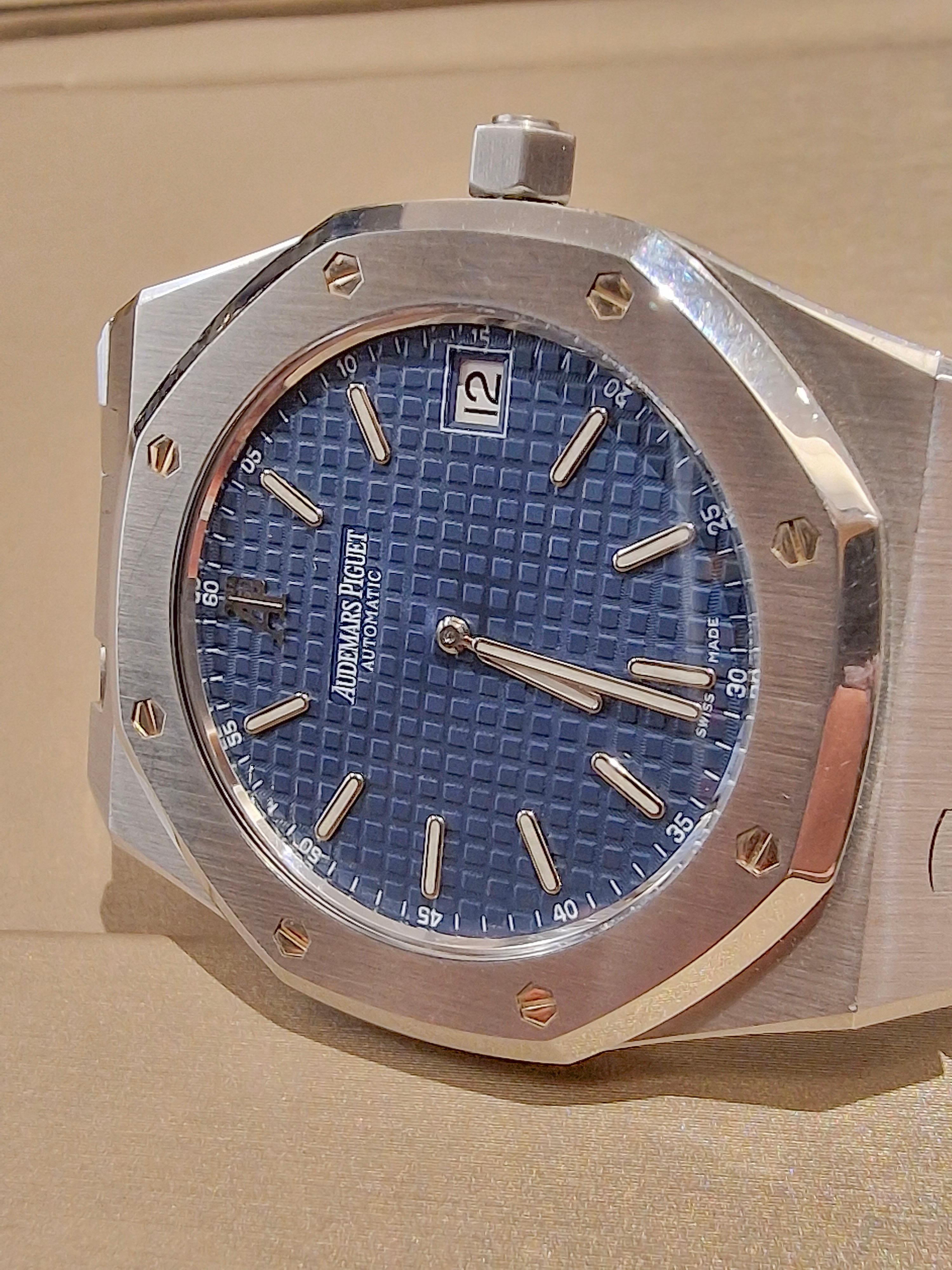 Men's Audemars Piguet Royal Oak Jumbo, Ref. 15202ST.OO.1240ST.01 For Sale