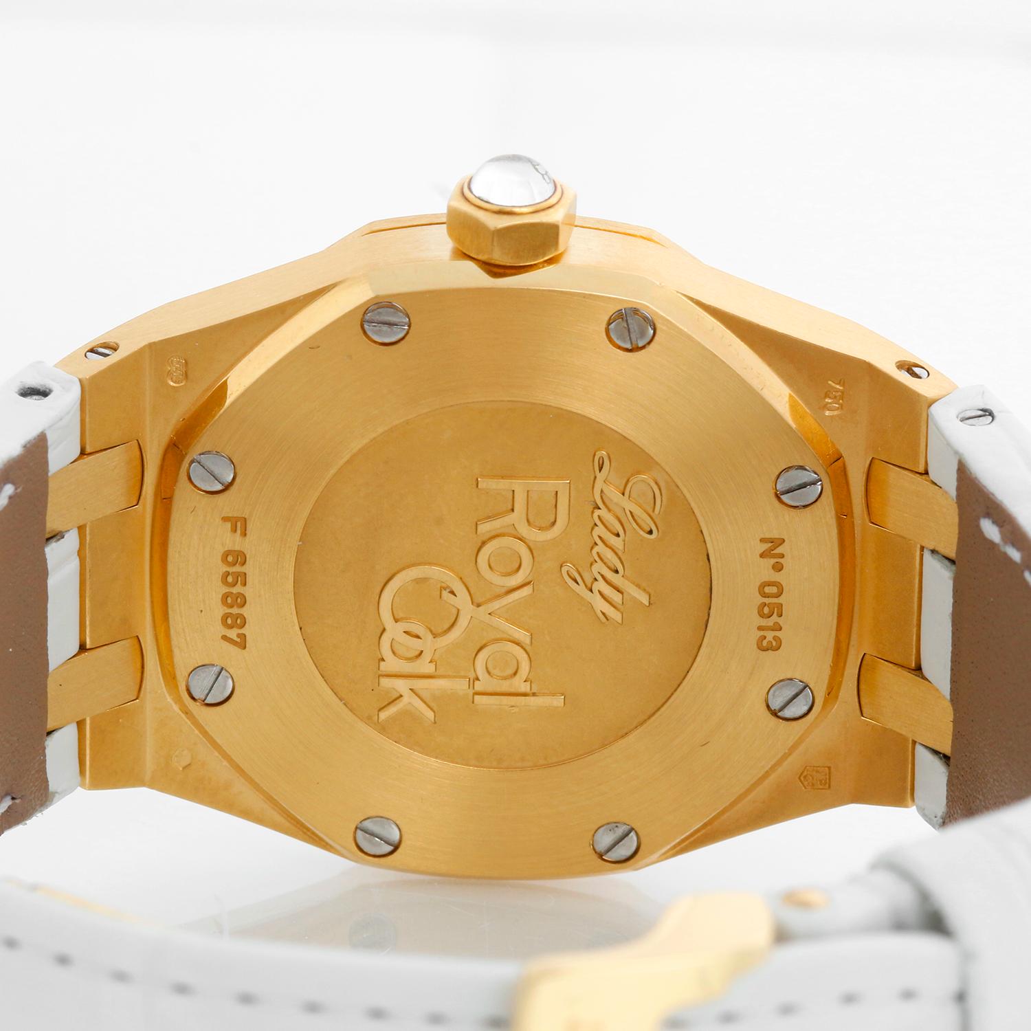 De las mujeres Audemars Piguet Reloj de cuarzo Royal Oak para señora Oro amarillo 67601BA en venta
