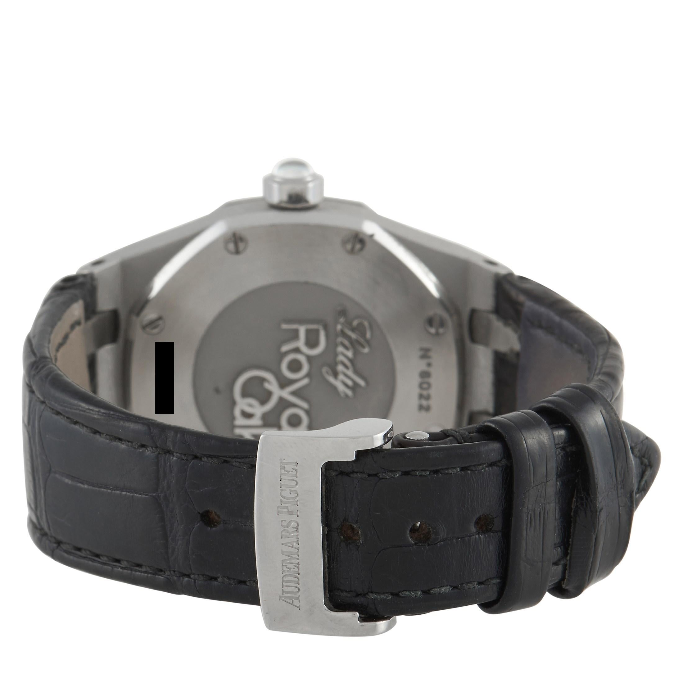 Audemars Piguet Royal Oak Ladies Watch 67601ST.ZZ.D002CR.01 In Excellent Condition In Southampton, PA