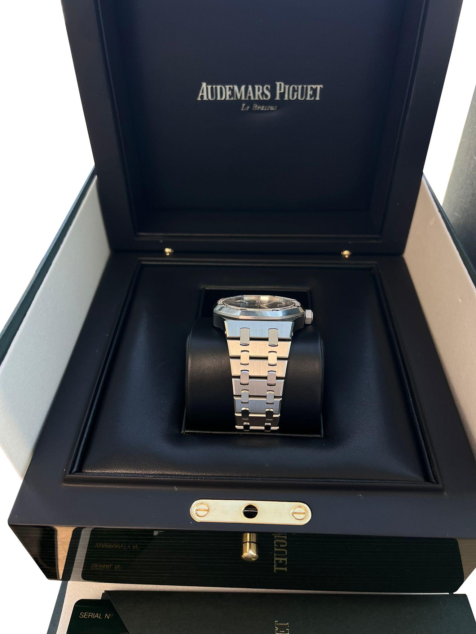 Audemars Piguet Royal Oak Lady 37 Automatico Lunetta con diamanti 15451ST.ZZ.1256ST.01 in vendita 9