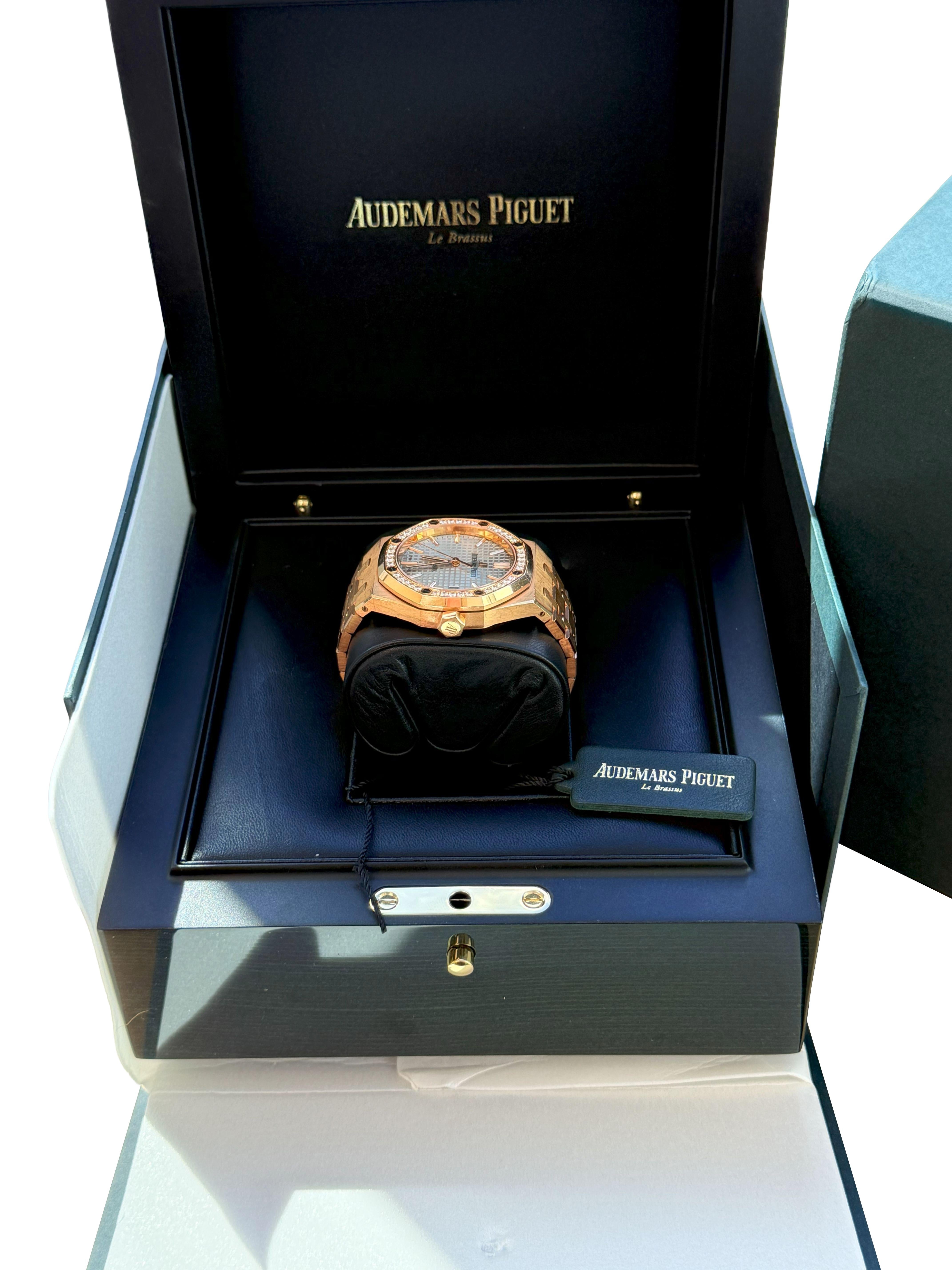 Audemars Piguet Royal Oak Lady 37mm Rose Gold Diamond Lünette 15451OR.ZZ.1256OR.02 im Angebot 3