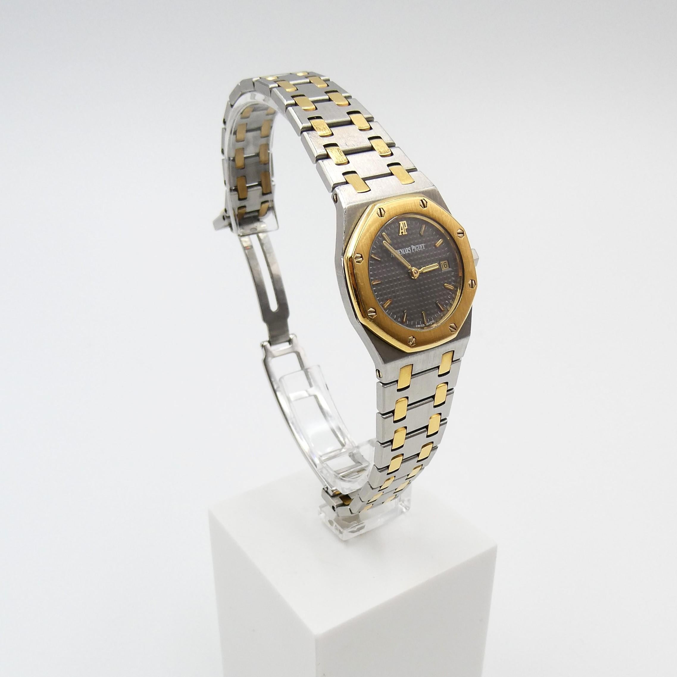 Audemars Piguet Royal Oak Lady Watch in Stainless Steel & Yellow Gold  For Sale 7