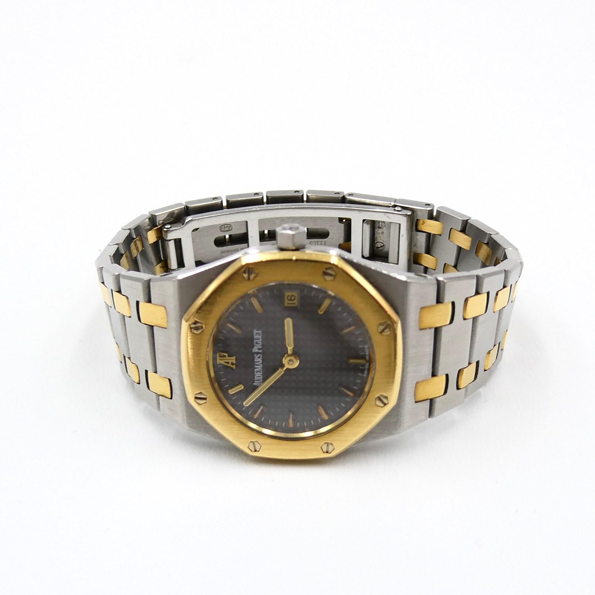 Audemars Piguet Royal Oak Lady Watch in Stainless Steel & Yellow Gold  For Sale 4