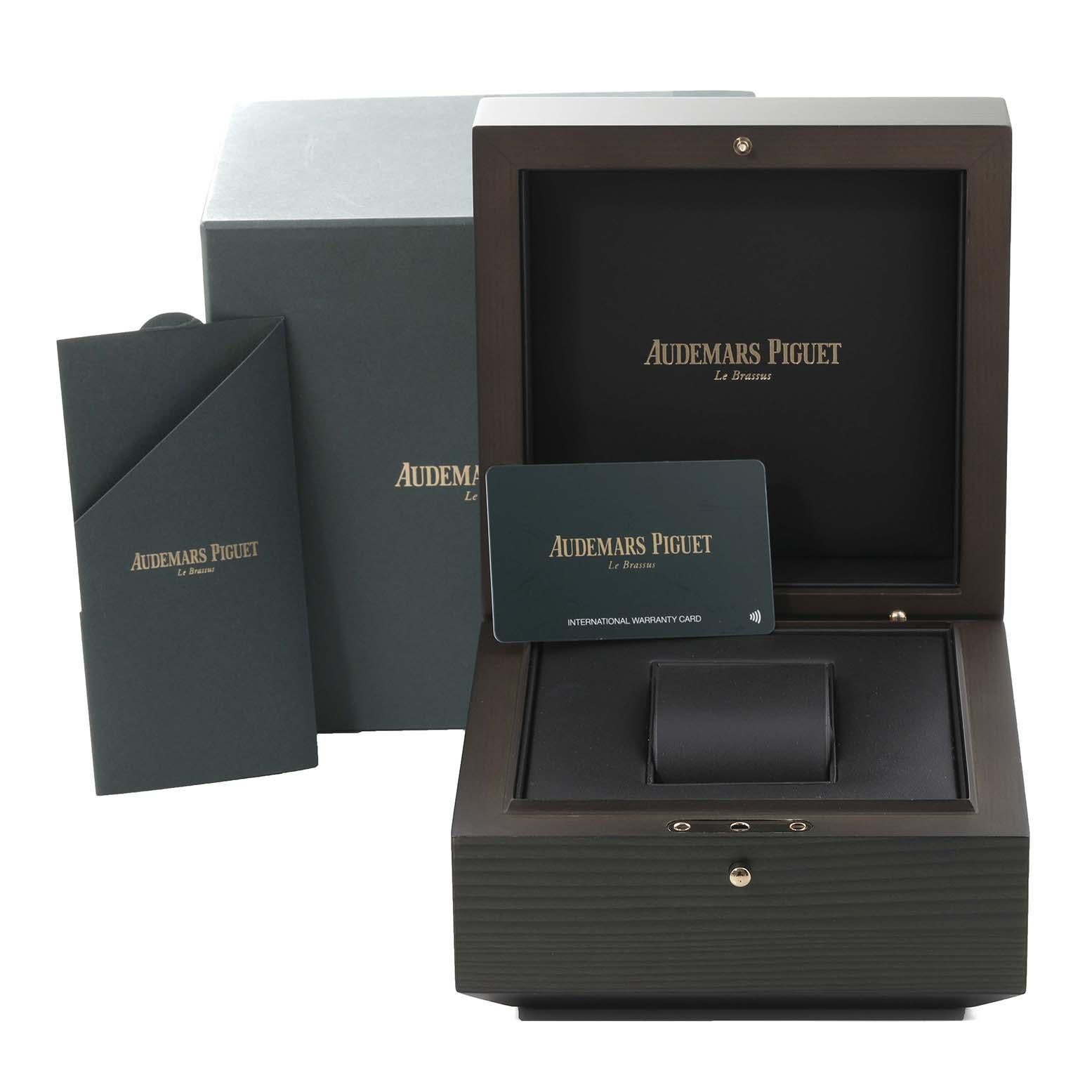Audemars Piguet Royal Oak Midsize Steel Rose Gold Mens Watch 15550SR Box Card For Sale 6