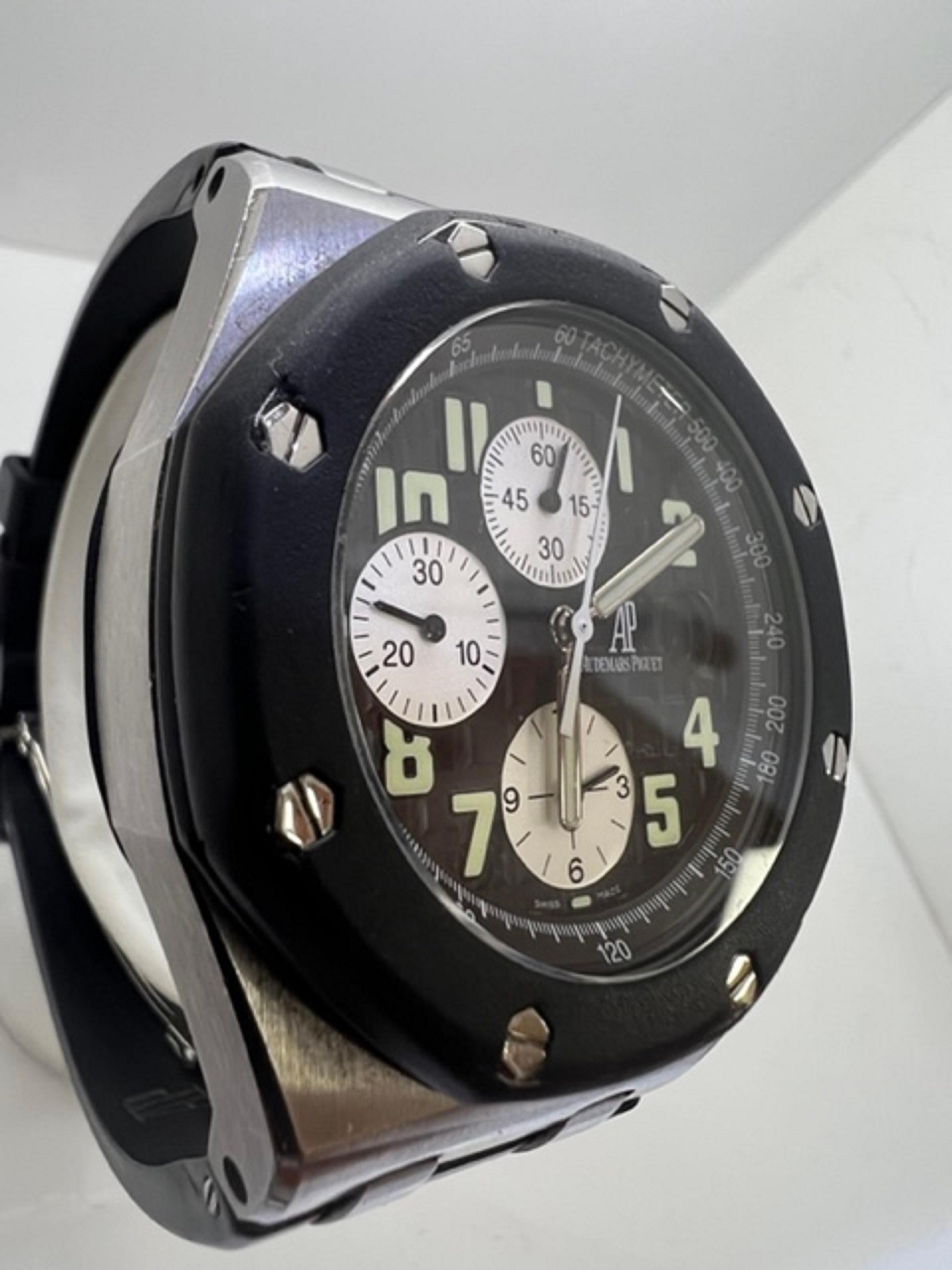 Audemars Piguet Royal Oak off Shore In Excellent Condition For Sale In New York, NY