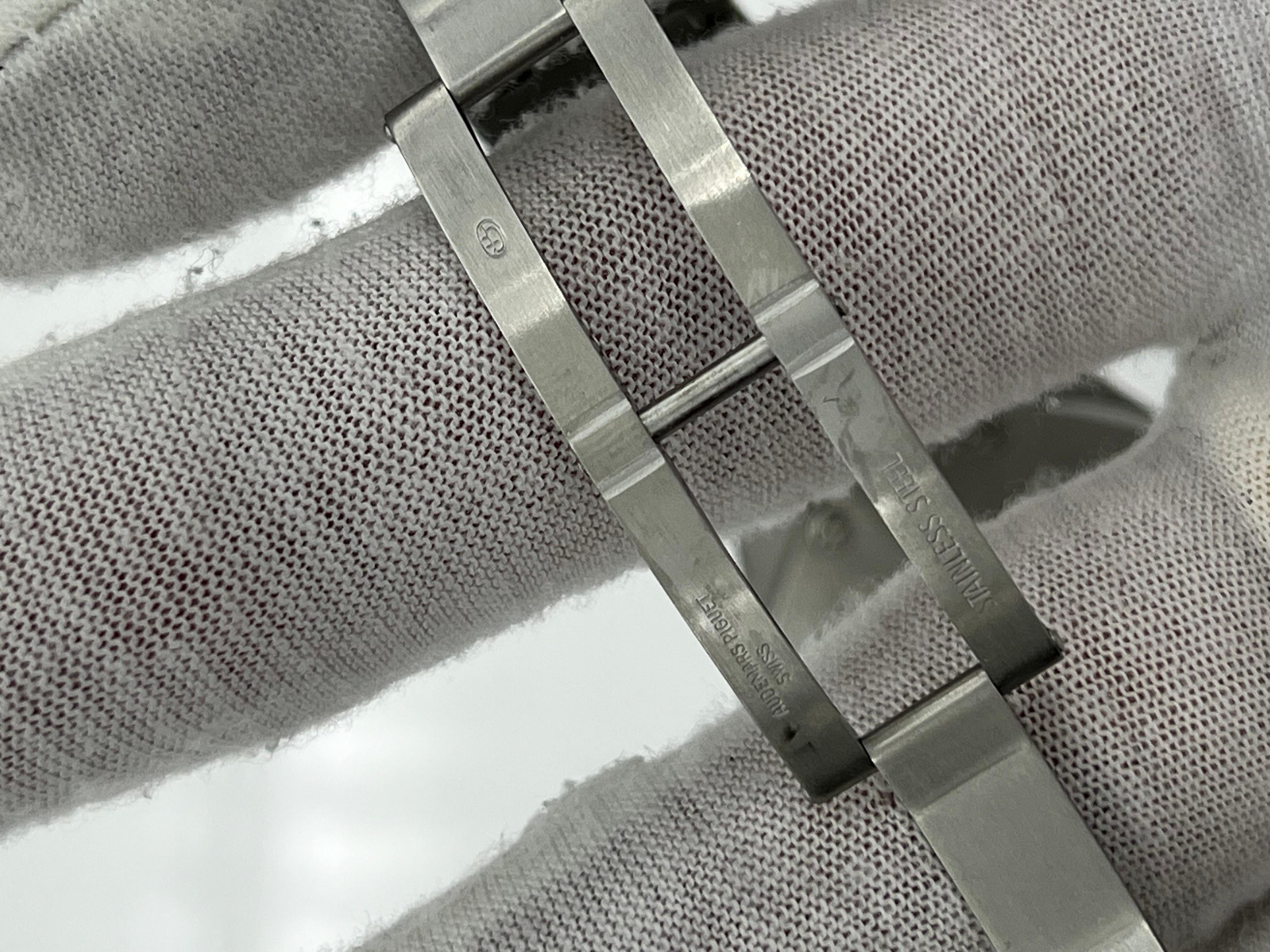 Audemars Piguet Royal Oak Offshore 25970ST Stainless Steel Hong Kong Edition For Sale 8
