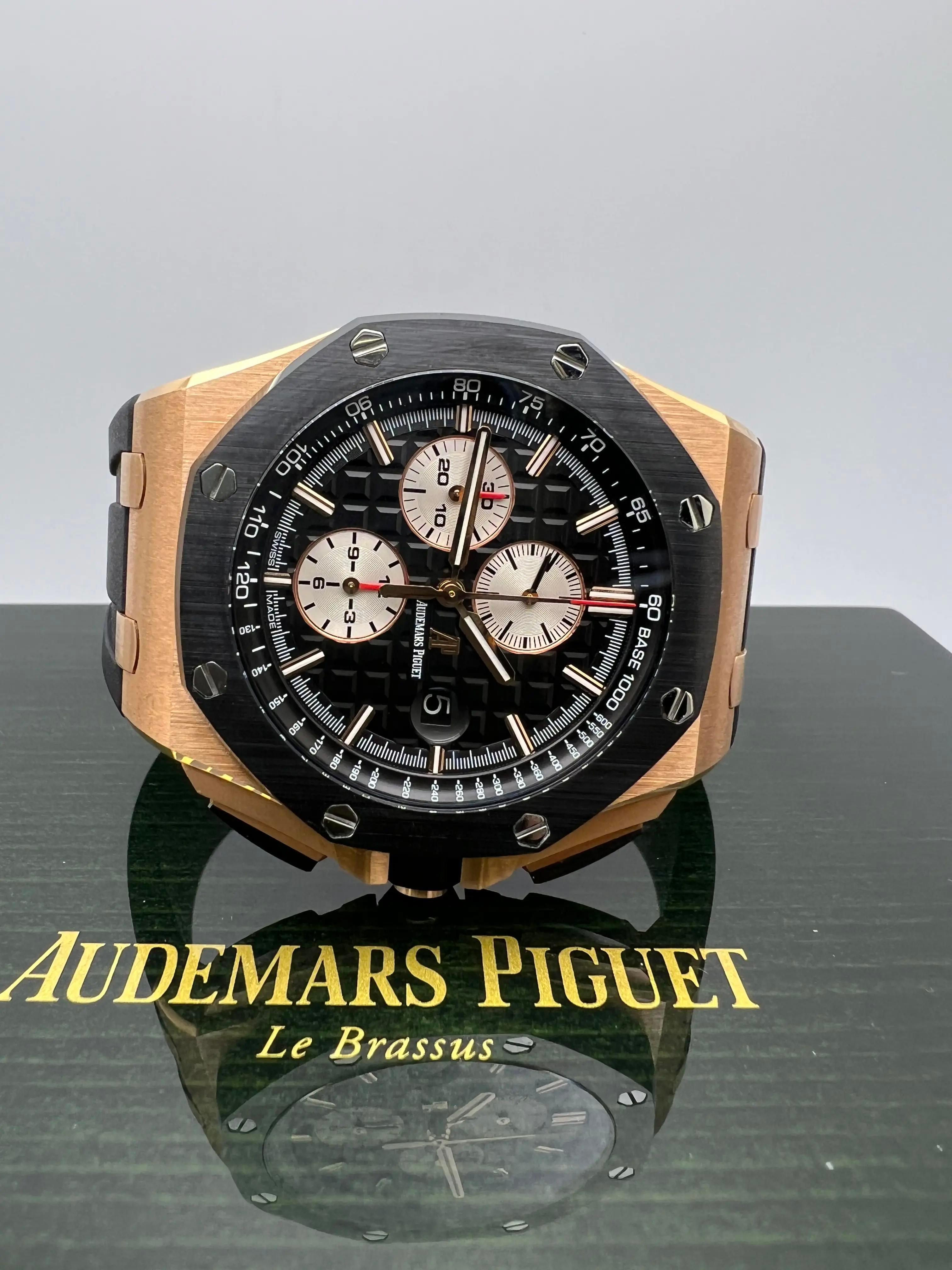 Audemars Piguet Montre Royal Oak Offshore 44mm Rose Gold 26401RO.OO Box Papers Pour hommes en vente