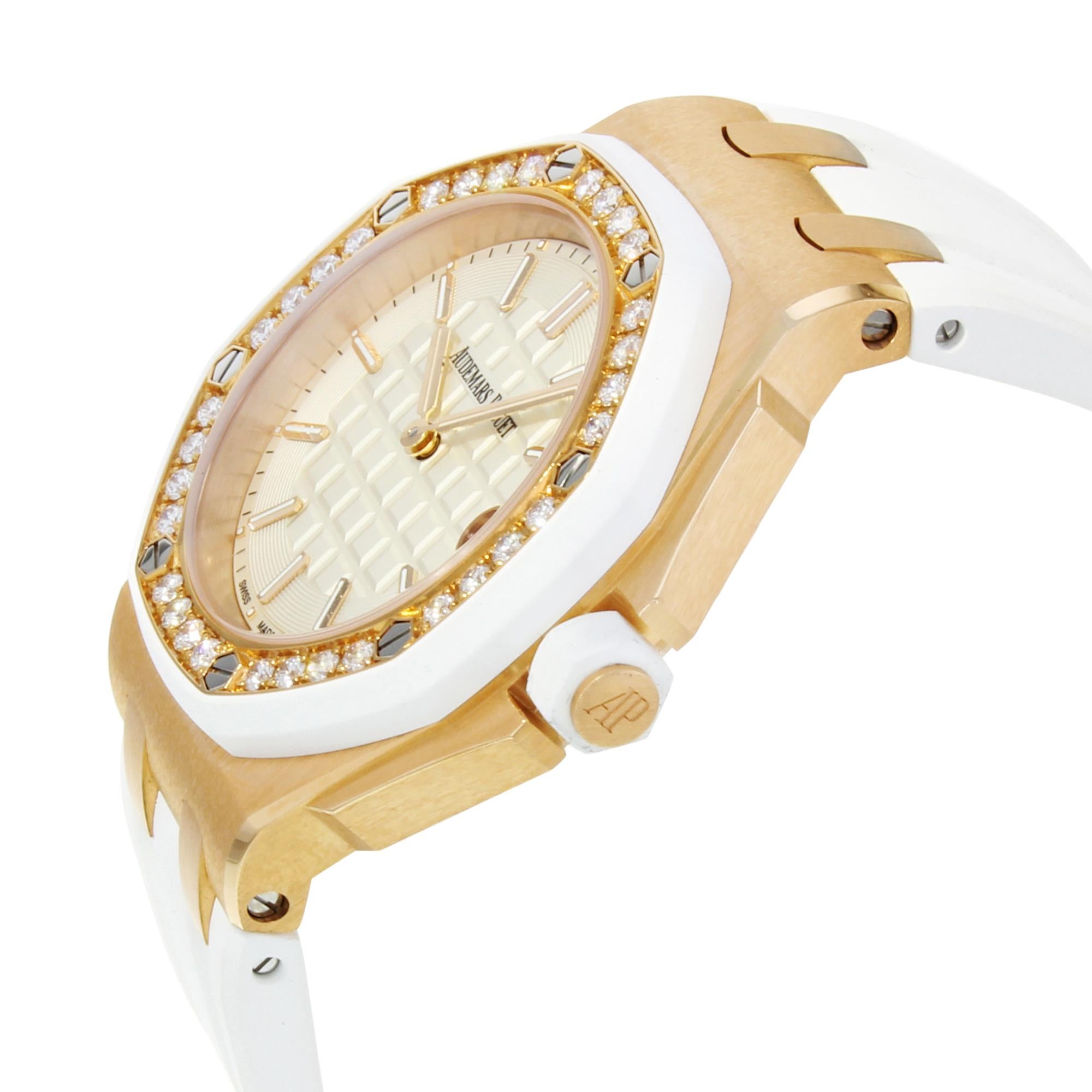 Audemars Piguet Royal Oak Offshore 67540ok. zz. a010ca. 01 18 Karat Gold Watch In New Condition In New York, NY