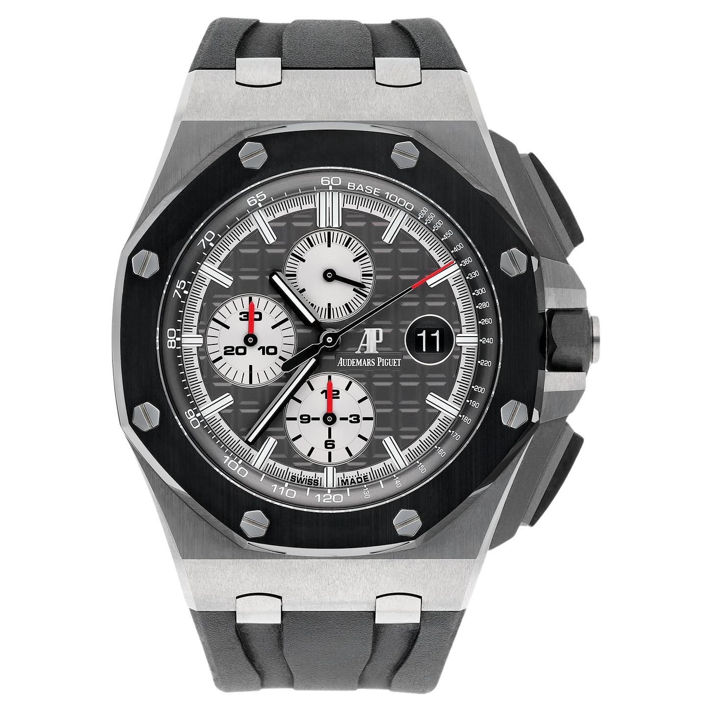 Voici la montre pour homme Audemars Piguet Royal Oak Offshore Ceramic Anthracite 44mm 26405CE.OO.A002CA.01 - un tout nouveau garde-temps au design saisissant et contemporain. Fabriquée avec précision, cette montre est dotée d'un boîtier en céramique