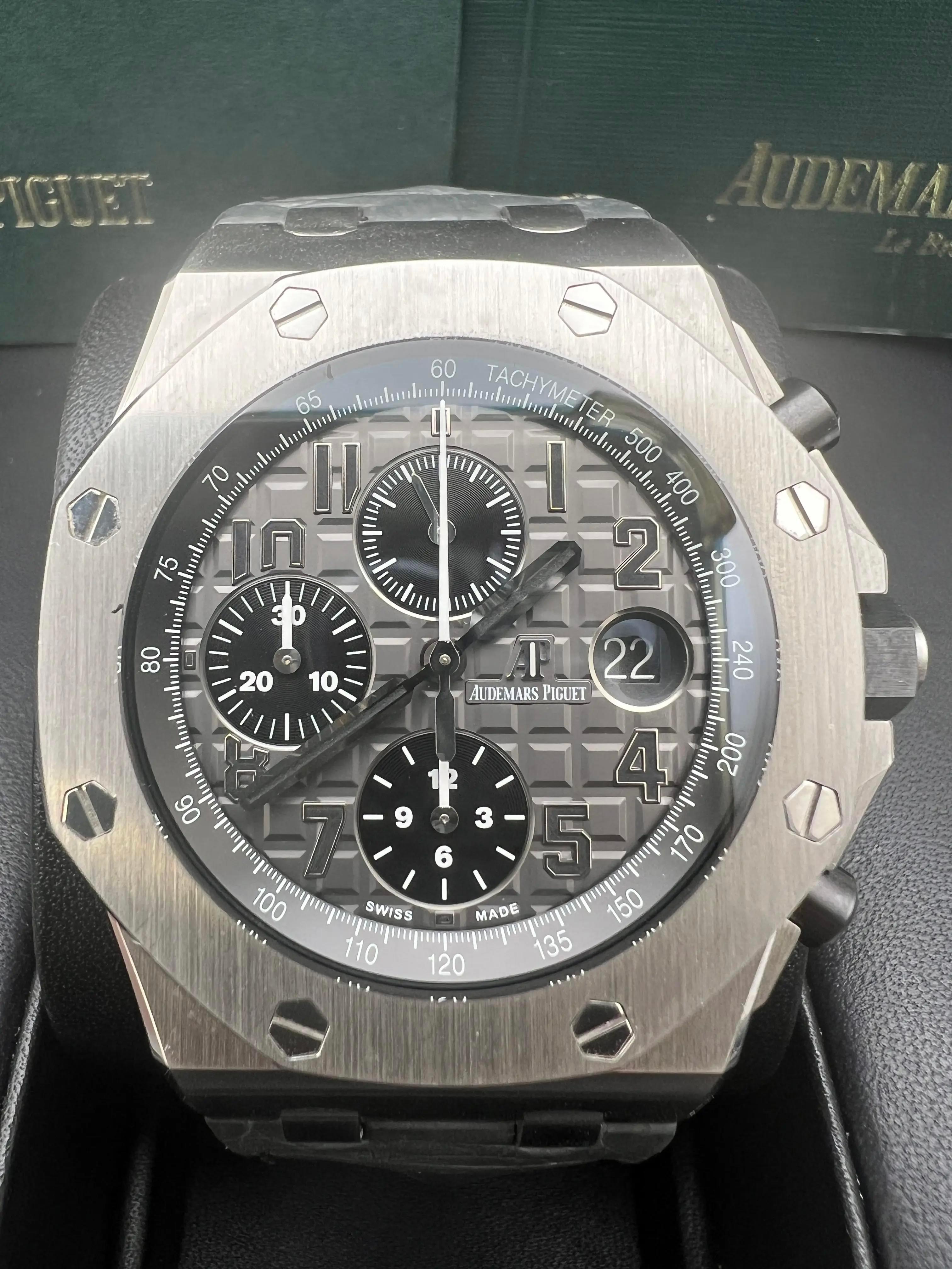 Men's Audemars Piguet Royal Oak Offshore Chrono 42mm Elephant Grey 26470ST.OO.A104 B&P For Sale