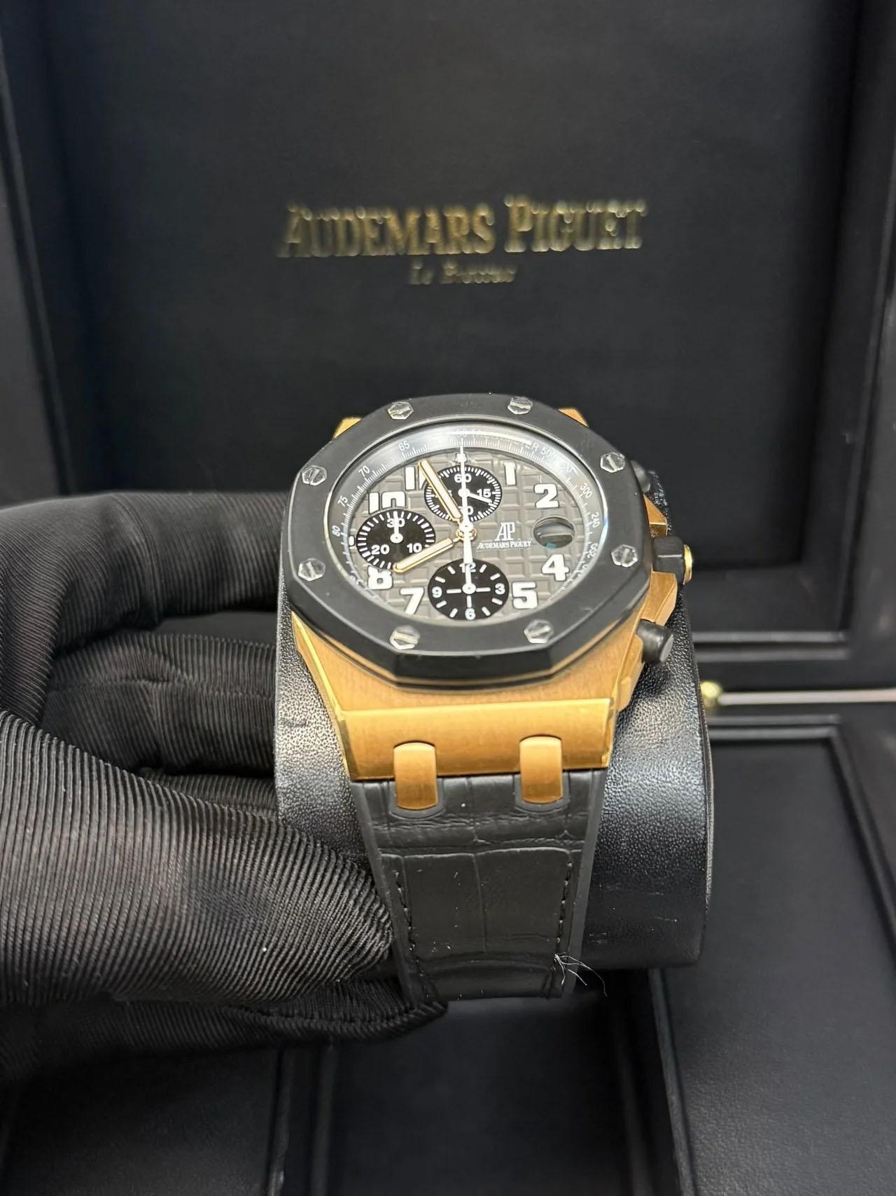 Audemars Piguet Royal Oak Offshore Chronograph 25940OK.OO.D002CA.01 im Zustand „Neu“ im Angebot in New York, NY