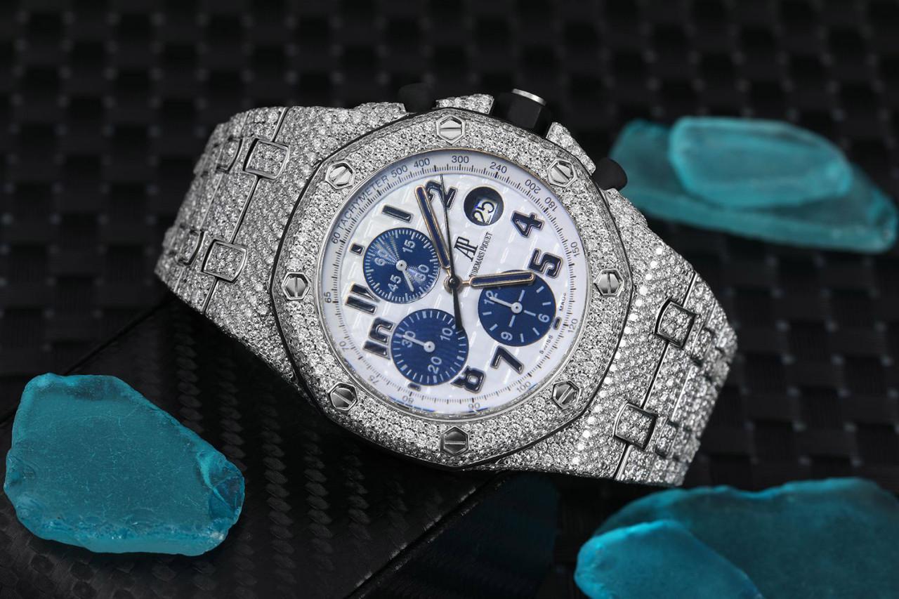 Audemars Piguet Royal Oak Offshore Chronograph White Marina Dial 25721ST.OO.1000ST Stainless Steel Automatic Fully Diamond Watch. 

Luminescent hands and markers on a White Marina dial. Date display at the 3 o'clock position. Chronograph - three