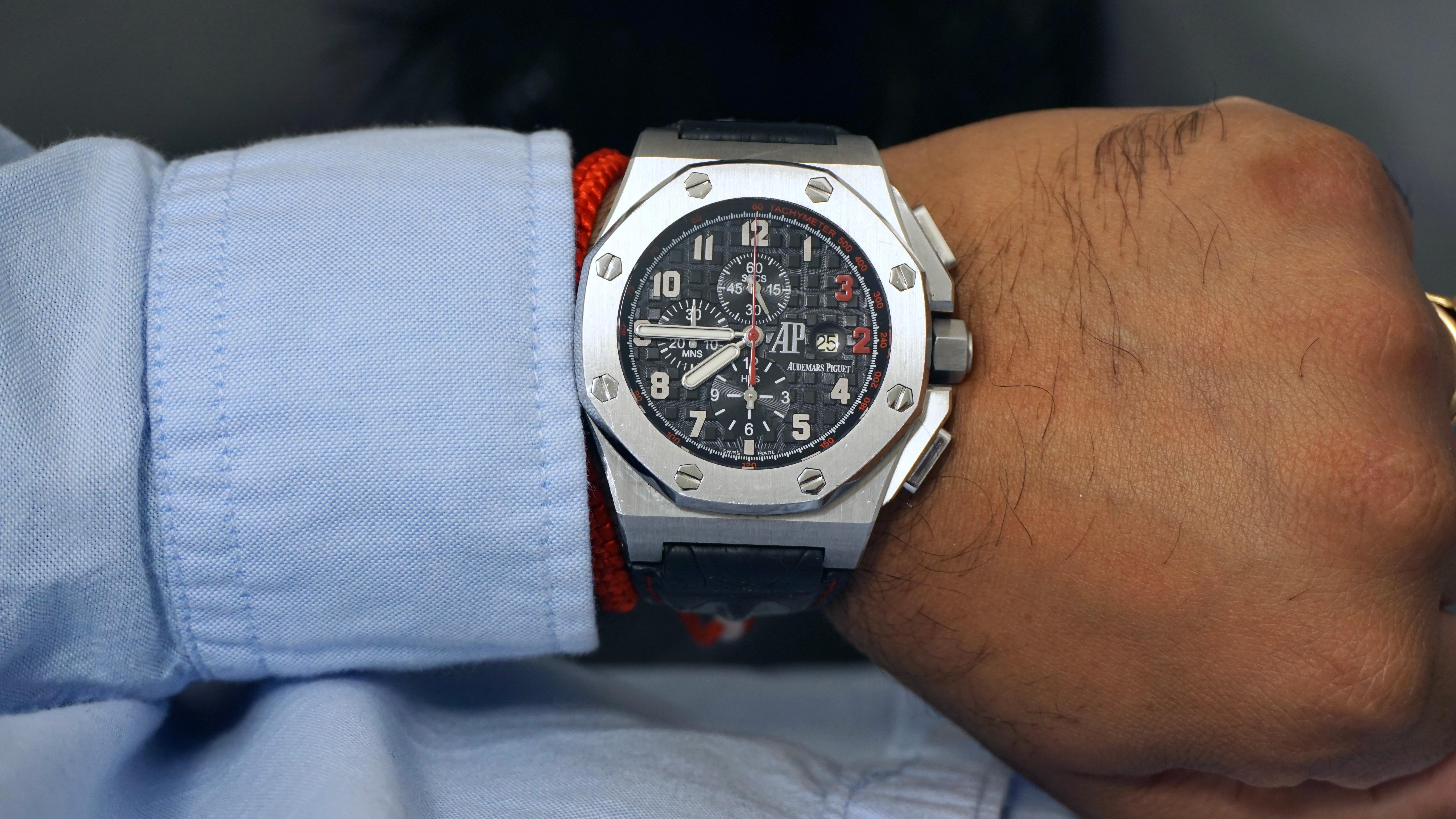 Audemars Piguet Royal Oak Offshore Shaquille O'Neal 26133ST In Good Condition For Sale In London, GB