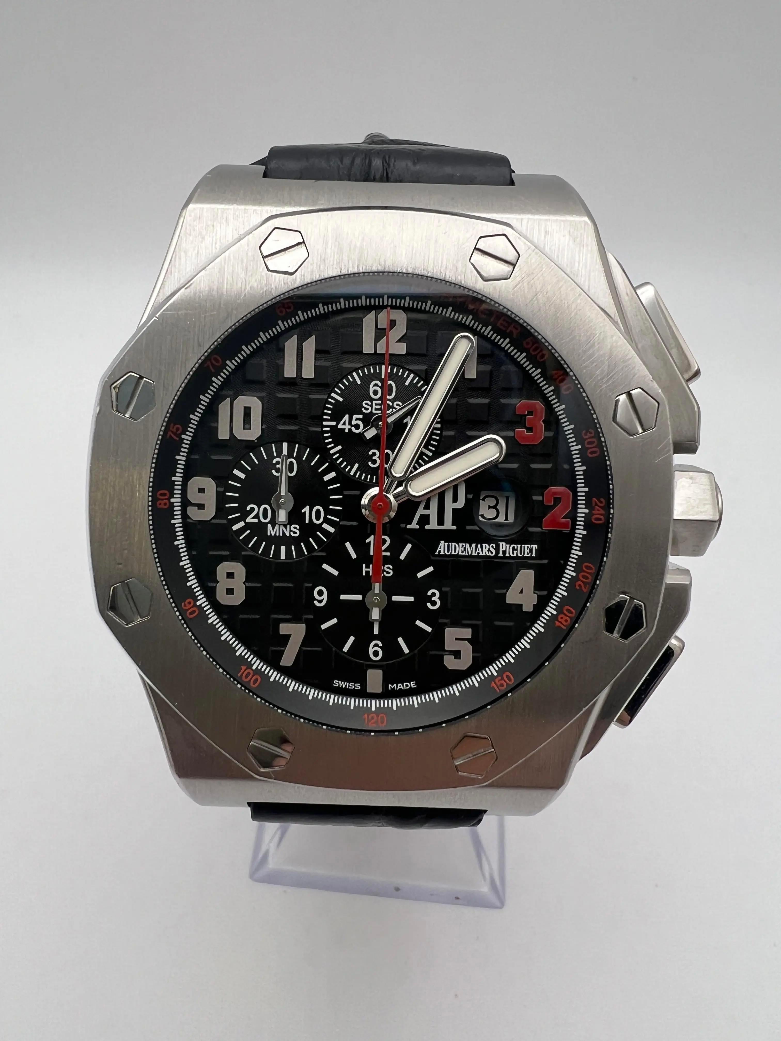 Audemars Piguet Royal Oak Offshore Shaquille O'Neal, referenza 26133ST.OO.A101CR.01, un orologio straordinario e raro. Questo eccezionale orologio è dotato di una cassa in acciaio inossidabile da 48 mm, che sfoggia l'iconico design Royal Oak con