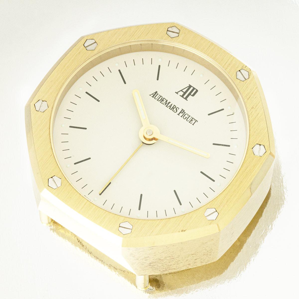 Femenino o masculino Reloj despertador de sobremesa Audemars Piguet Royal Oak Pendulette Brass White Dial C2005 en venta