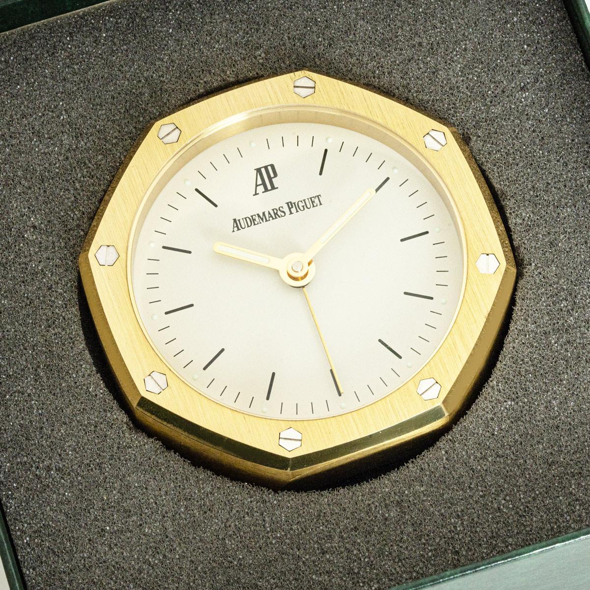 Reloj despertador de sobremesa Audemars Piguet Royal Oak Pendulette Brass White Dial C2005 en venta 2