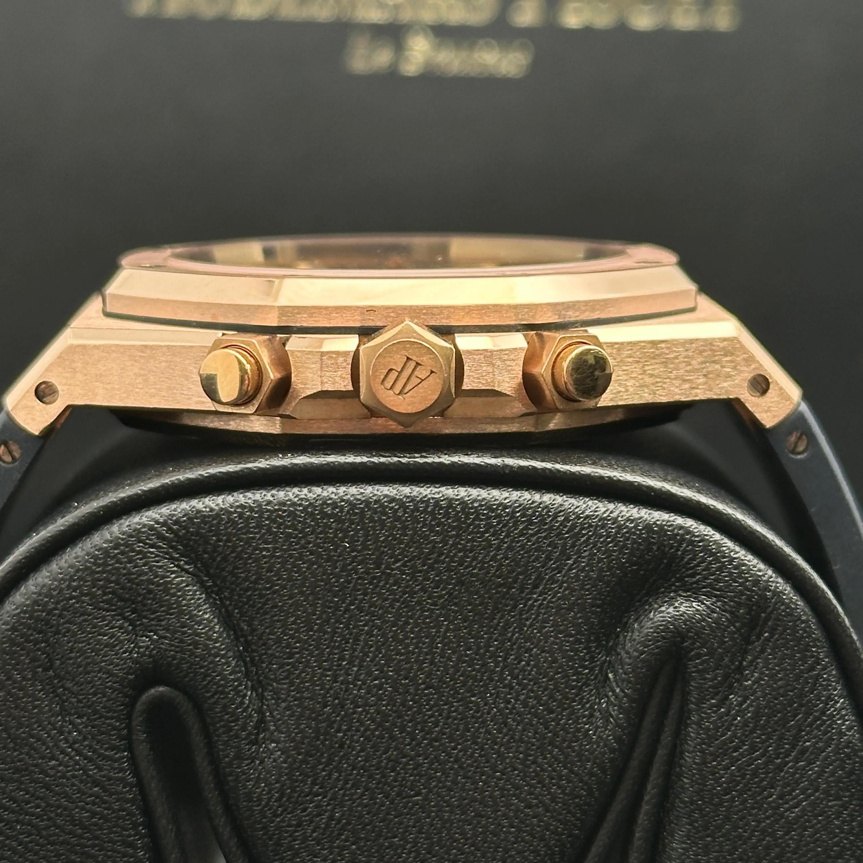 Audemars Piguet Royal Oak Rose Gold Automatic Mens Watch 26331OR.OO.D315CR.01 For Sale 1