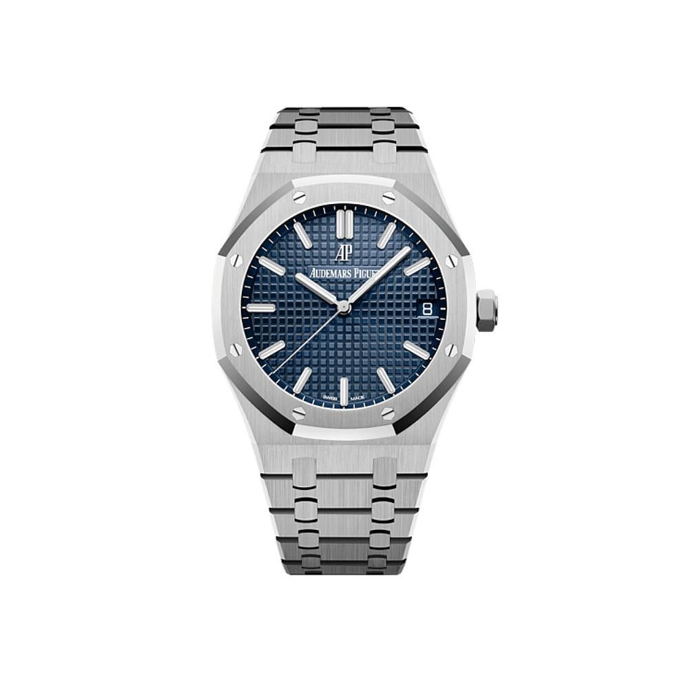 Amongst a wide variety of new Royal Oaks, Audemars Piguet announced a subtle, but stunning limited edition of the Royal Oak. Designed in a 41mm with stainless steel case and octagonal bezel, this Royal Oak sports a distinctive and handsome