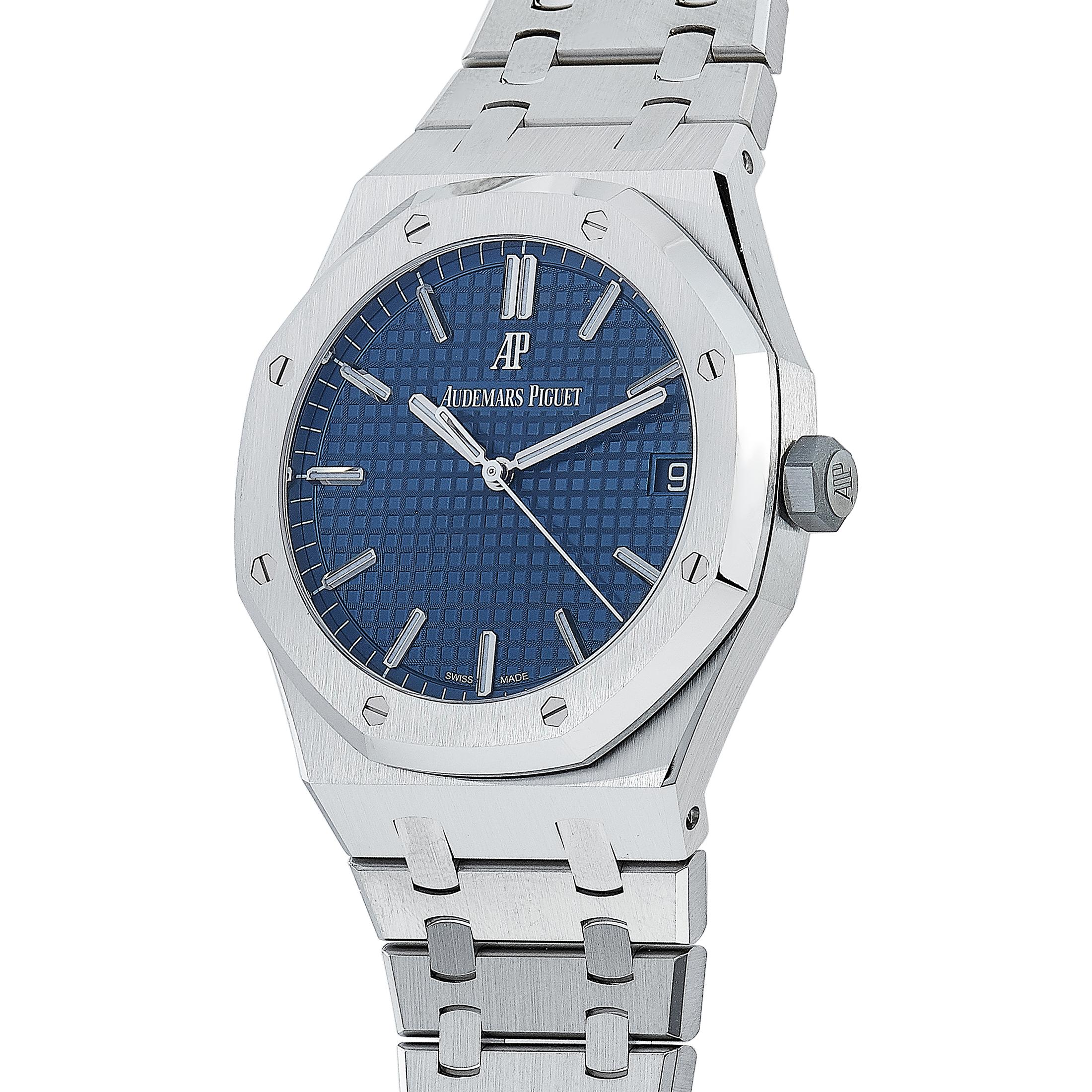 The Audemars Piguet Royal Oak Selfwinding, reference number 15500ST.OO.1220ST.01, is a member of the iconic “Royal Oak” collection.

The watch is presented with a 41 mm stainless steel case that boasts see-through sapphire crystal back. This model