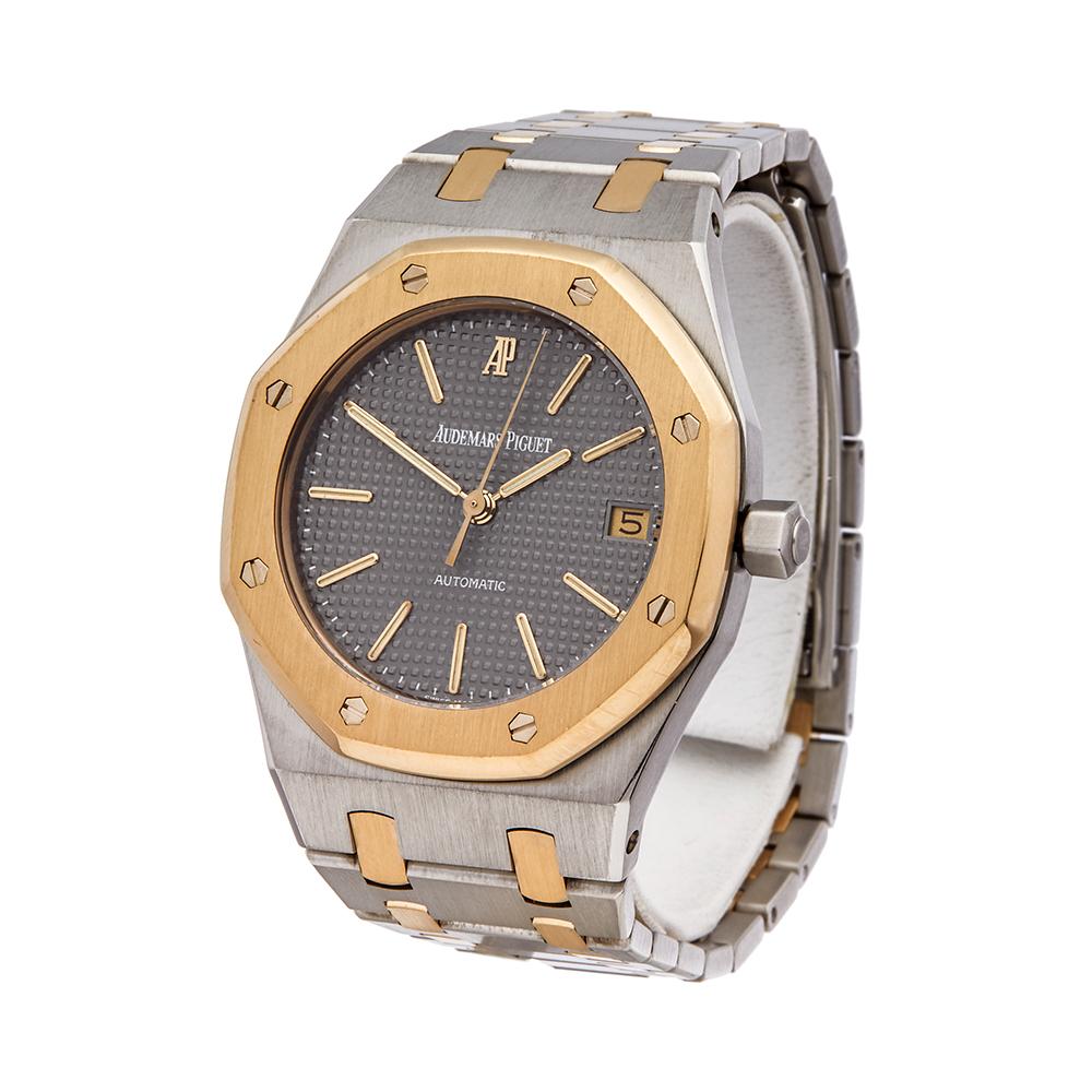 Ref: W5476
Manufacturer: Audemars Piguet
Model: Royal Oak
Model Ref: 14790
Age: Circa 1990's
Gender: Mens
Complete With: Presentation Box
Dial: Grey Baton
Glass: Sapphire Crystal
Movement: Automatic
Water Resistance: To Manufacturers