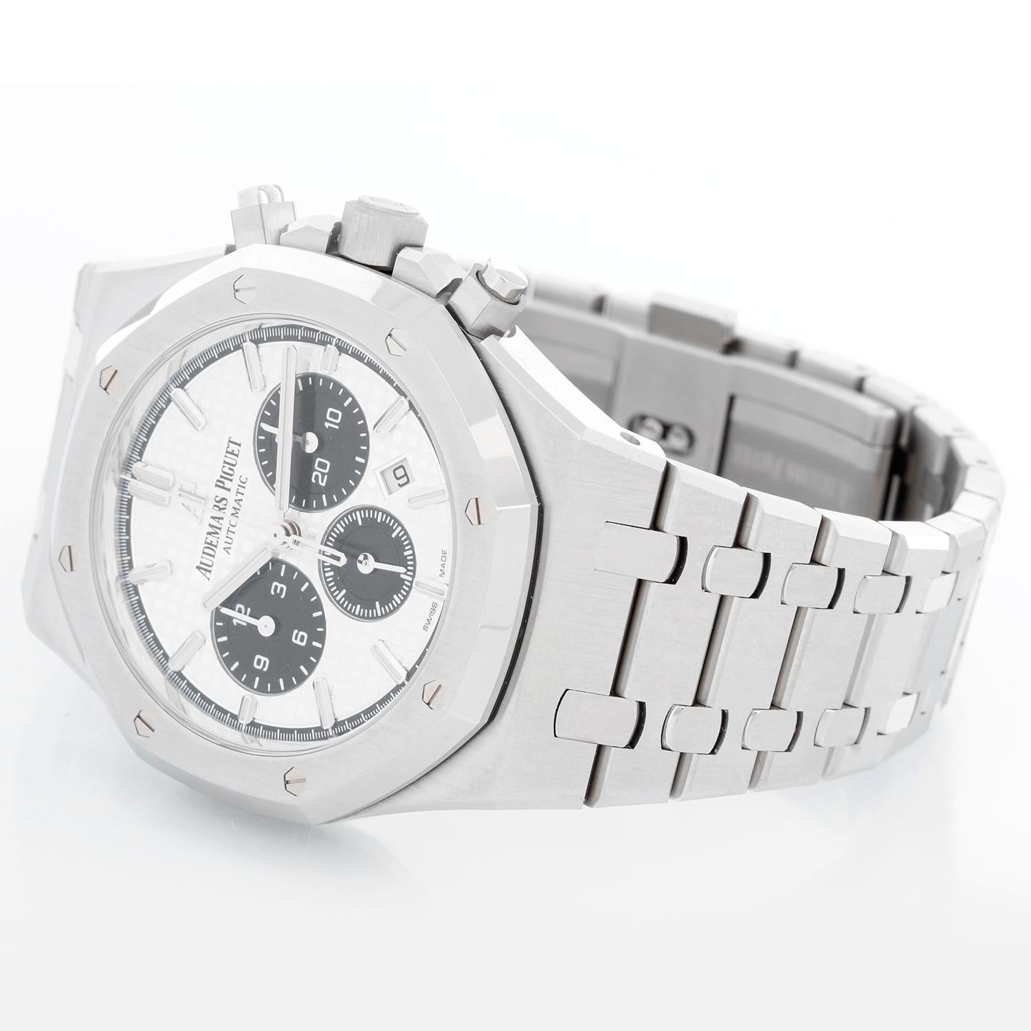 Audemars Piguet Royal Oak Stainless Steel Men's Watch 26331ST.OO.1220ST.03 - Automatic. Stainless Steel. Silver dial with stick hour markers;  Black sub dials; Chronograph. Stainless Steel Audemars Piguet bracelet. Pre-owned with Audemars Piguet box