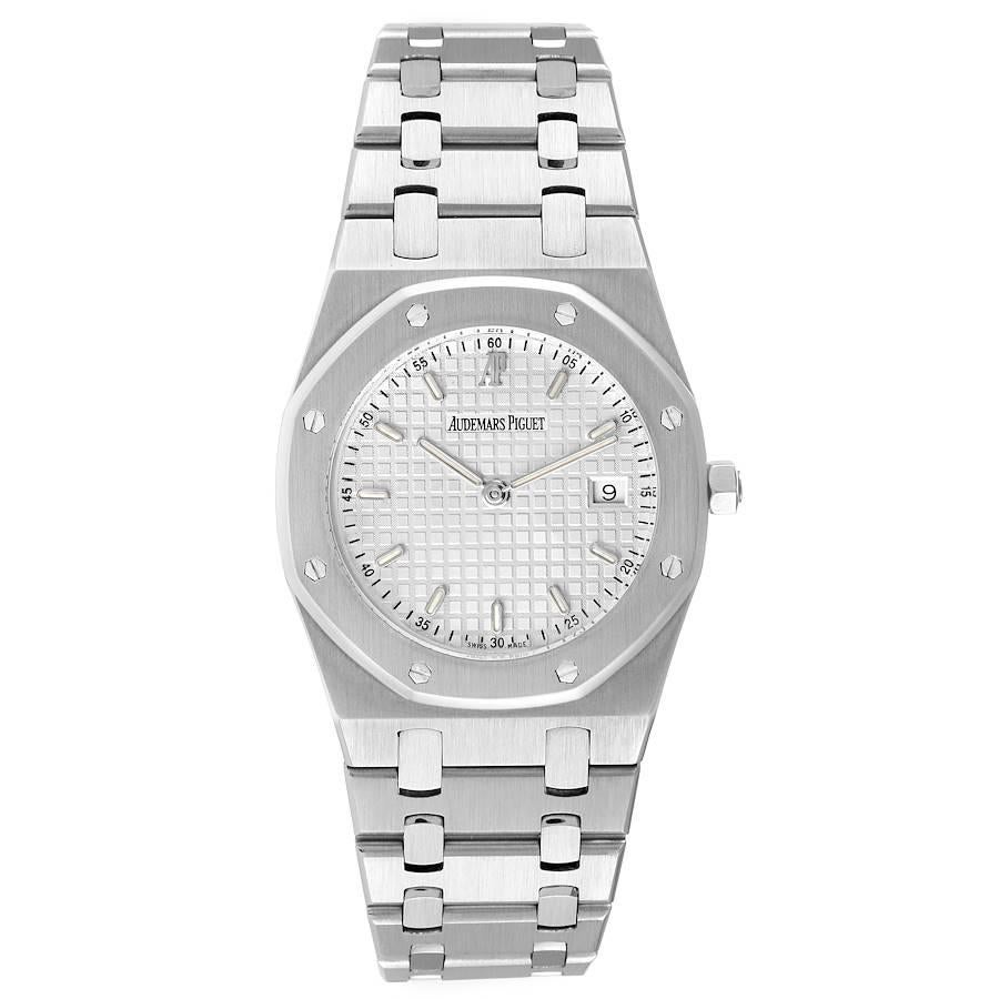 Audemars Piguet Royal Oak Stahl Silber Zifferblatt Herrenuhr 56175ST Box Papiere. Herren. Gehäuse aus Edelstahl mit einem Durchmesser von 33,0 mm. Sechskant-Stahl-Aufzugskrone. Achteckige Lünette aus Edelstahl mit 8 Sechskantschrauben aus Weißgold