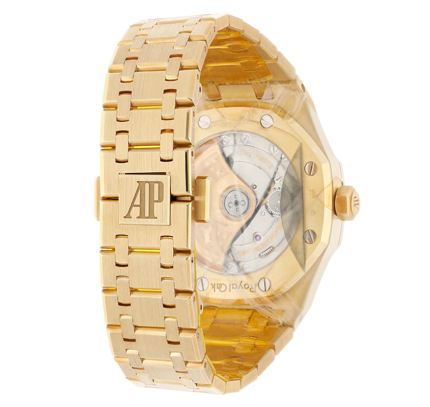 Women's or Men's Audemars Piguet Royal Oak Watch 37MM White Index Dial Yellow Gold Watch UNWORN For Sale