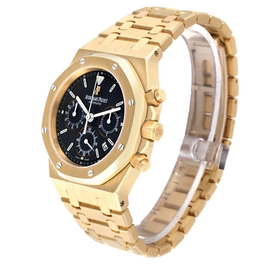 ap chronograph gold
