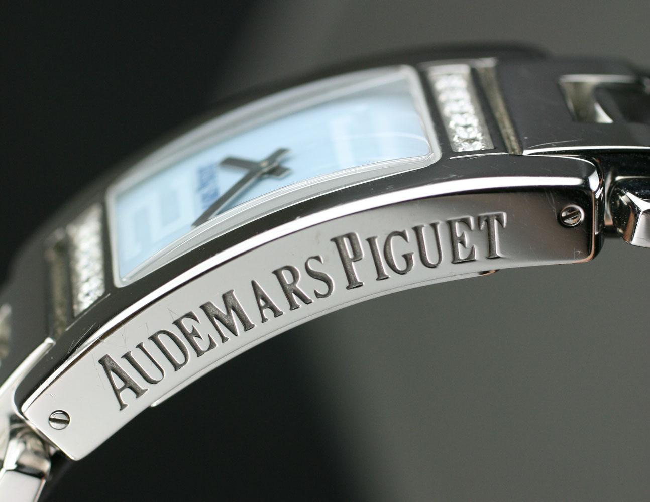 Audemars Piguet Promesse Ref 67259ST/Z/1156ST.03 in stainless steel with diamonds. This has a bold blue dial flanked by pave set diamonds and integrated bracelet. This is run with a quartz movement. Includes original papers.