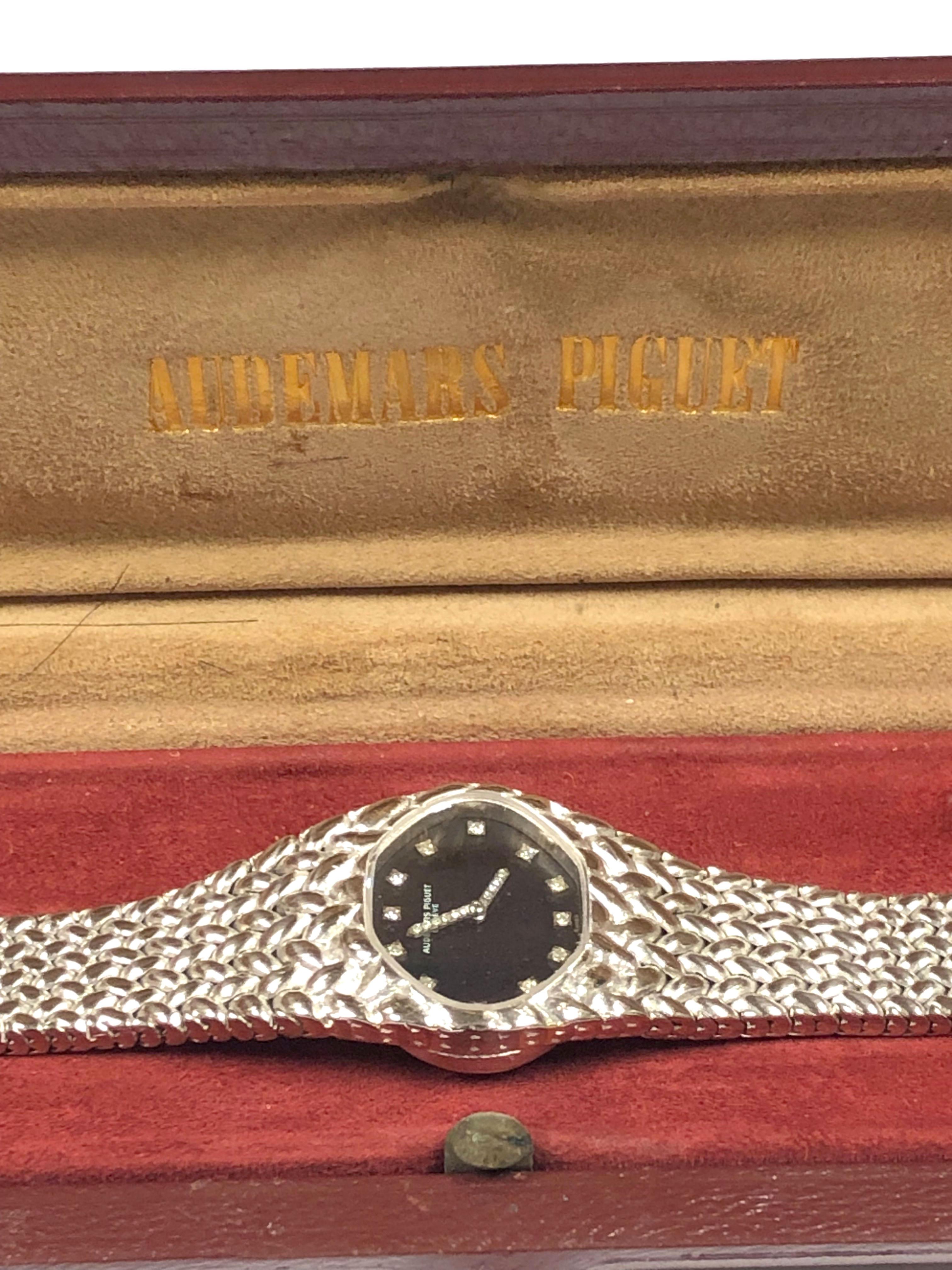 Mechanische Damen-Armbanduhr von Audemars Piguet aus Weißgold und Diamanten 2