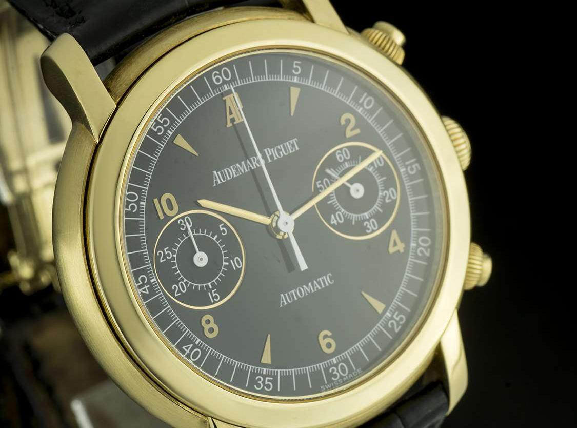 Audemars Piguet Yellow Gold Black Dial Chronograph Watch In Excellent Condition In London, GB