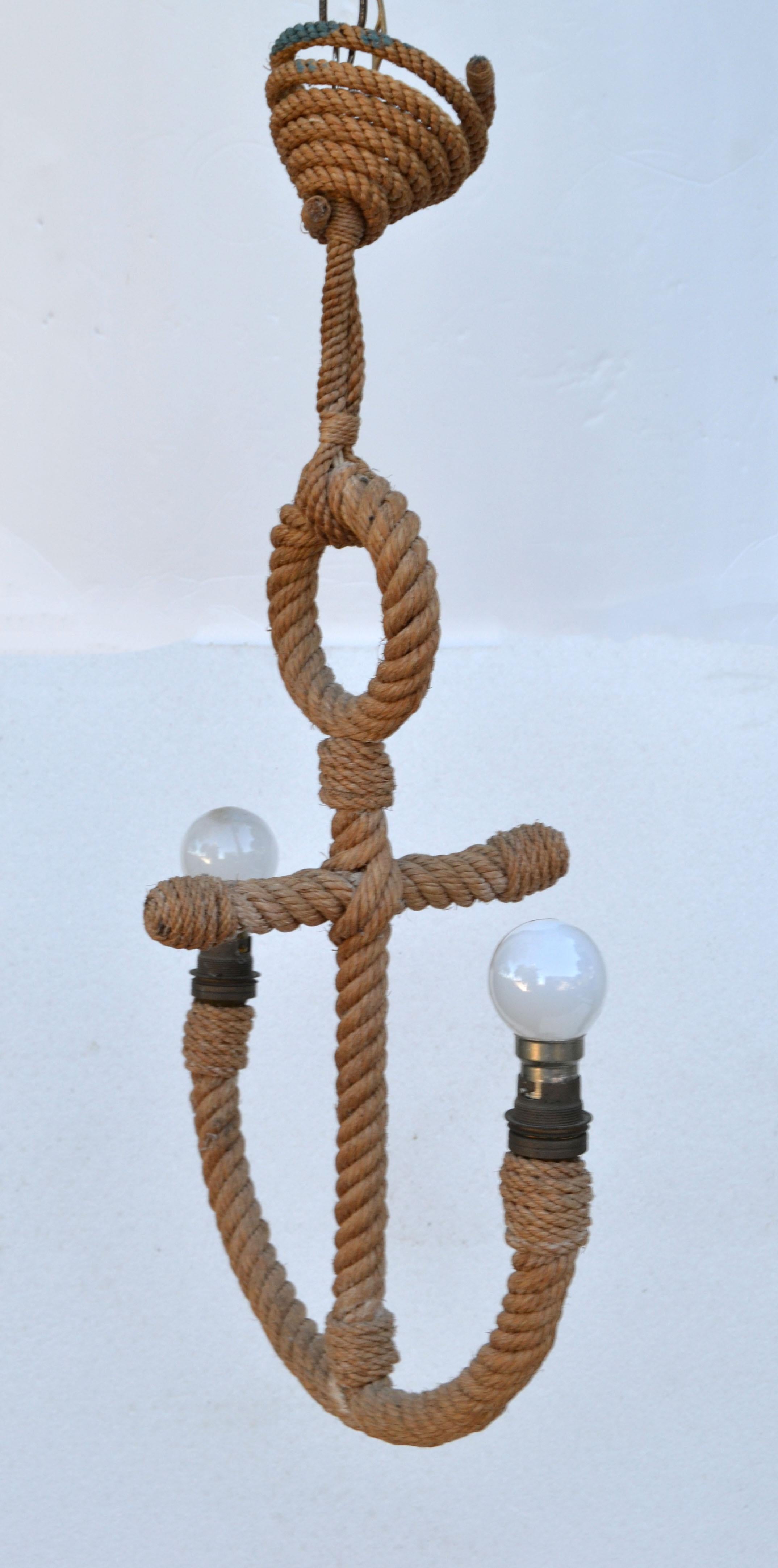 Audoux Minet Lustre à 2 lumières en corde tressée à la main Design Ancre Nautique  en vente 3