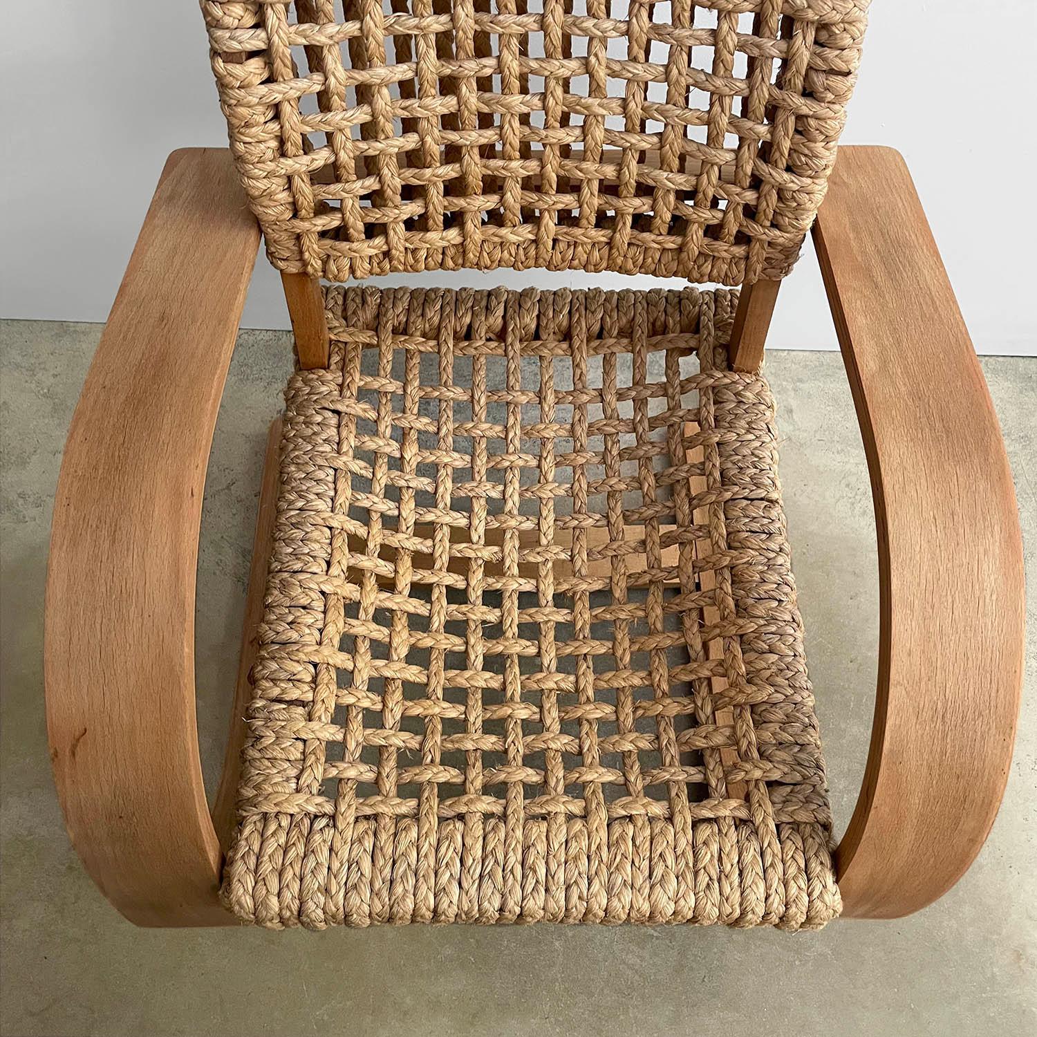 Audoux Minet fauteuils de salon en porte-à-faux en bois cintré en vente 5
