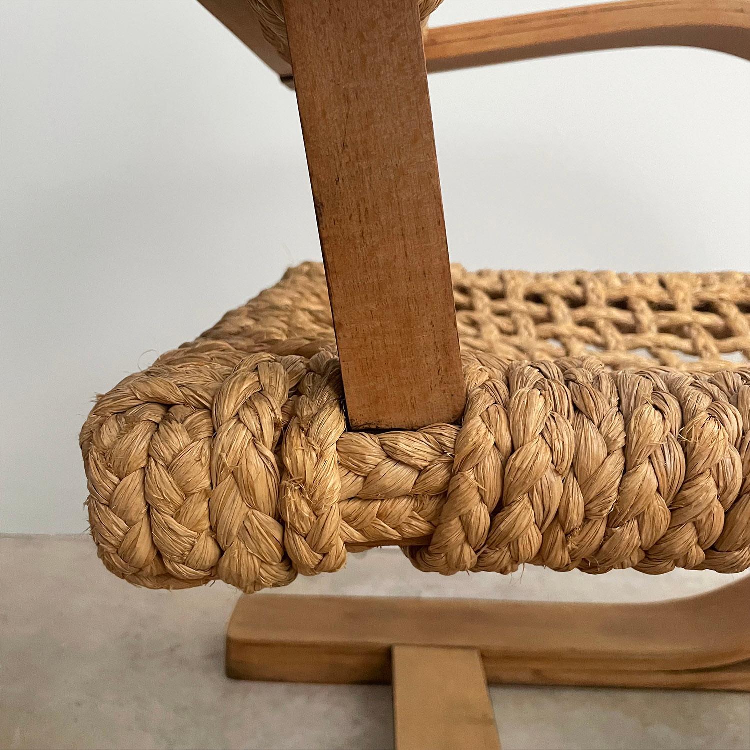 Audoux Minet fauteuils de salon en porte-à-faux en bois cintré en vente 7
