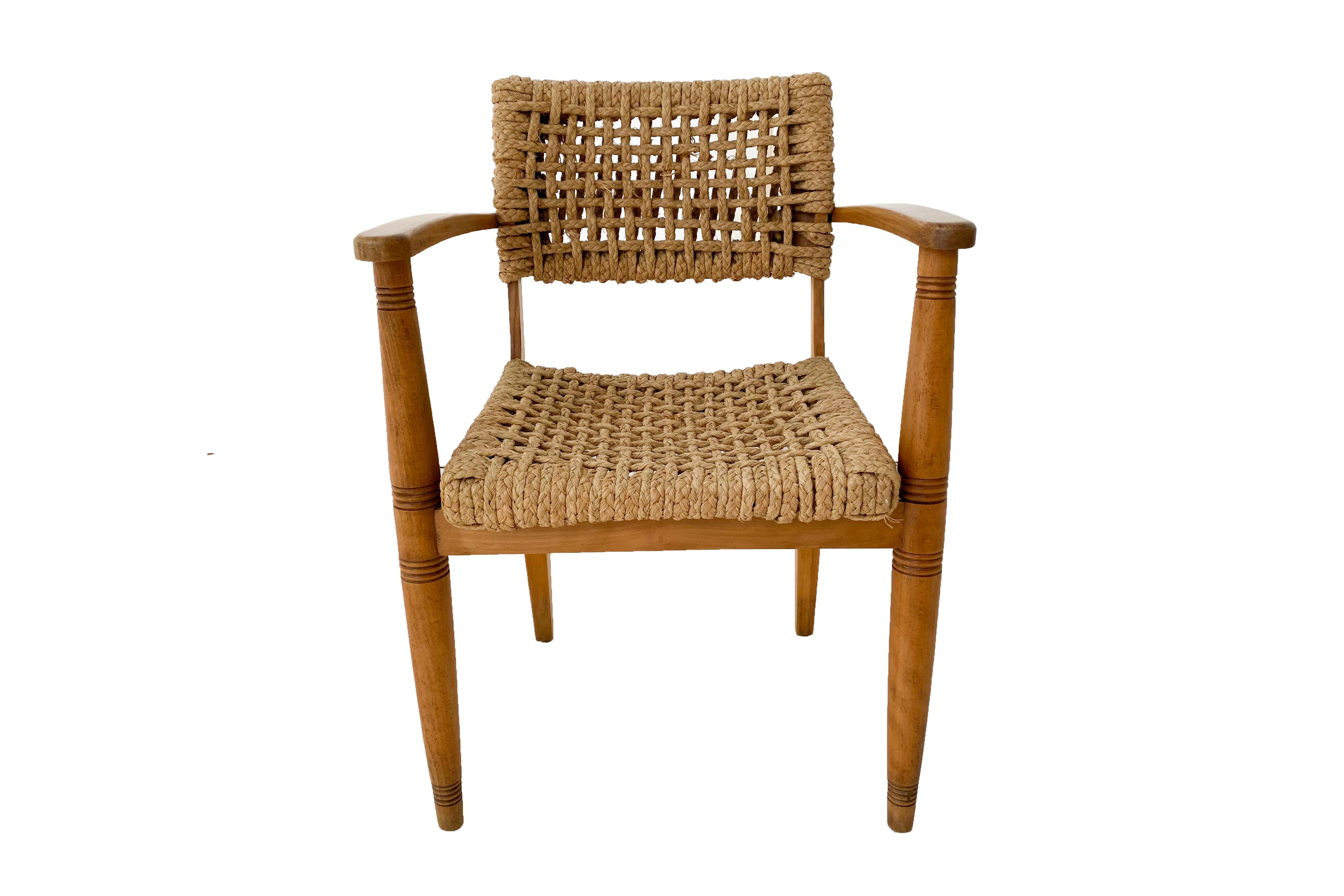 Audoux & Minet pair of armchairs.
Made with bentwood and rope.
Circa 1940, France.
Very good vintage condition.
Adrien Audoux and Frida Minet were a French couple and worked as designer. During the 1940s and the 1950s, they designed several wood