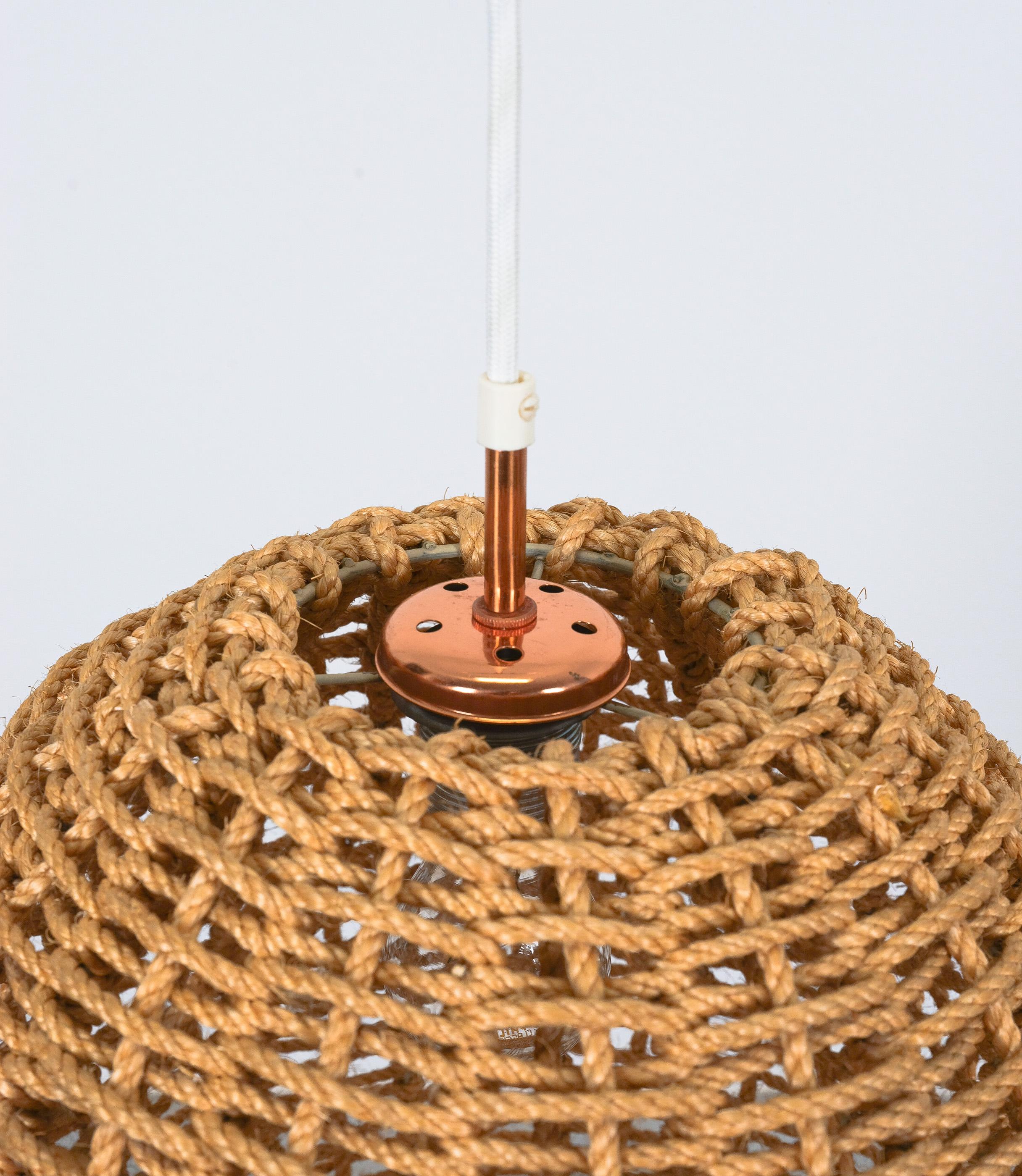Audoux Minet Pendant Lamp Made from Rope and Brass, France, 1950 In Good Condition For Sale In Vienna, AT