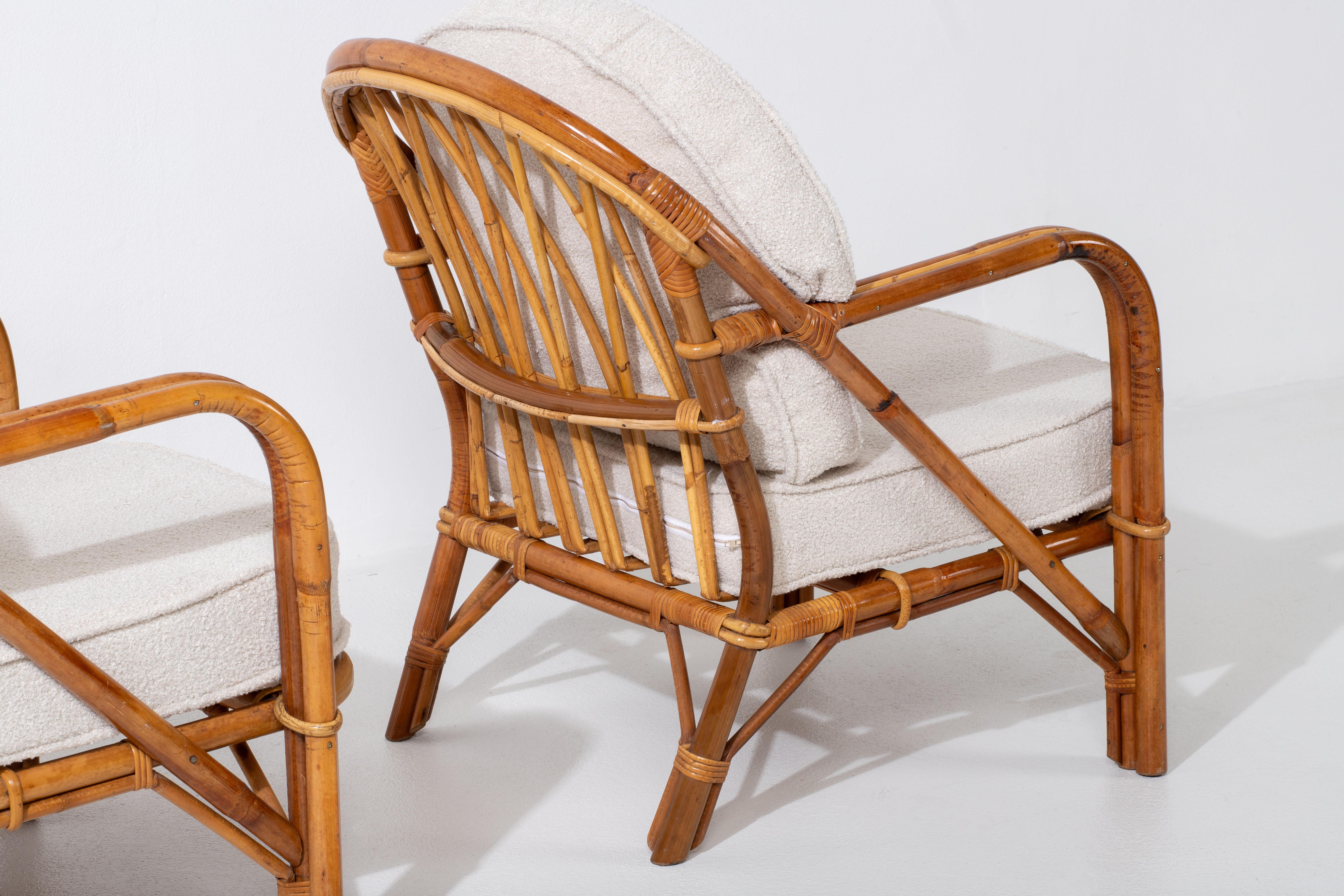 Ensemble de fauteuils en rotin Audoux-Minet - Tissu bouclé - France 1960 en vente 3
