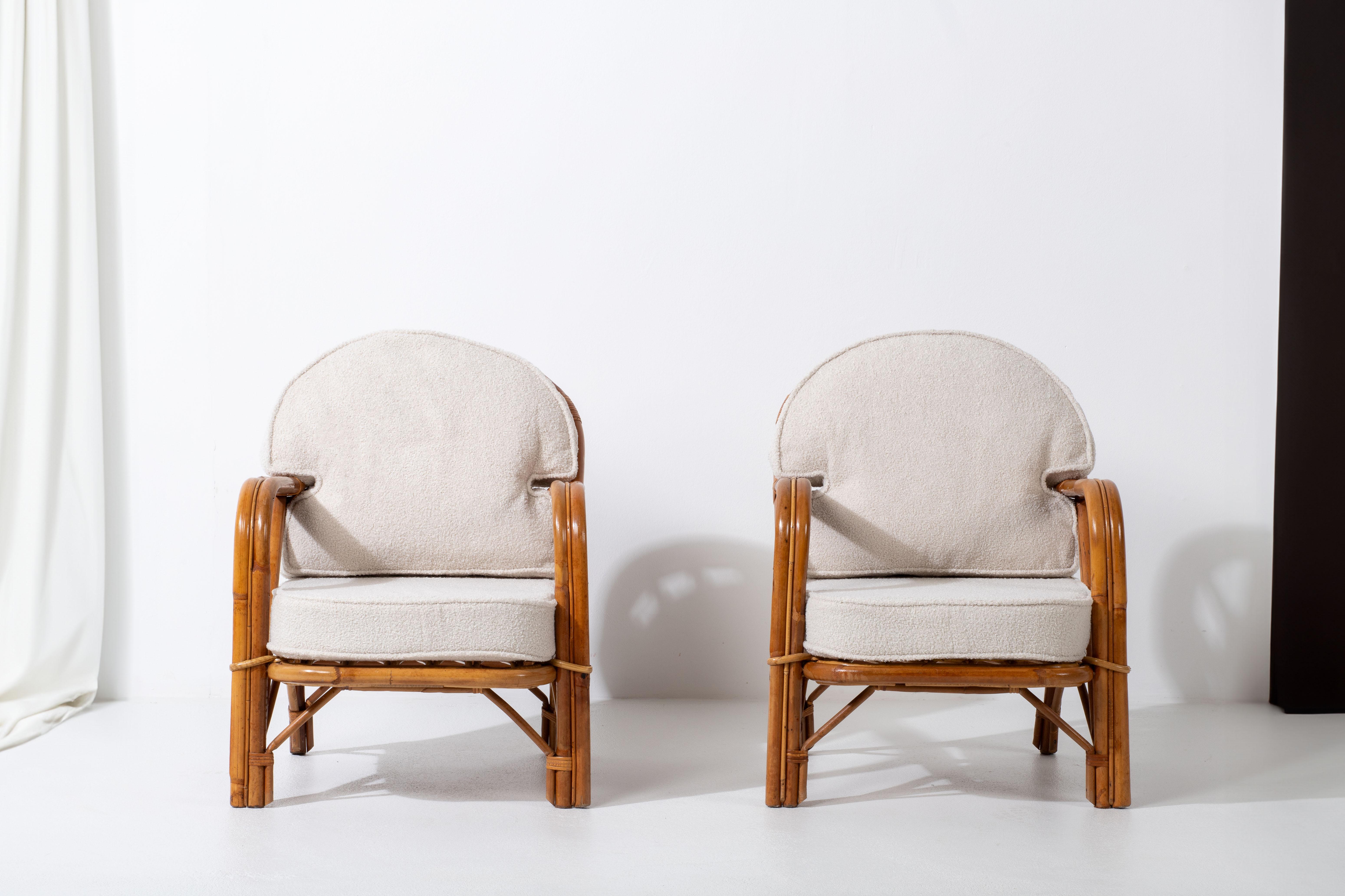 Mid-Century Modern Ensemble de fauteuils en rotin Audoux-Minet - Tissu bouclé - France 1960 en vente