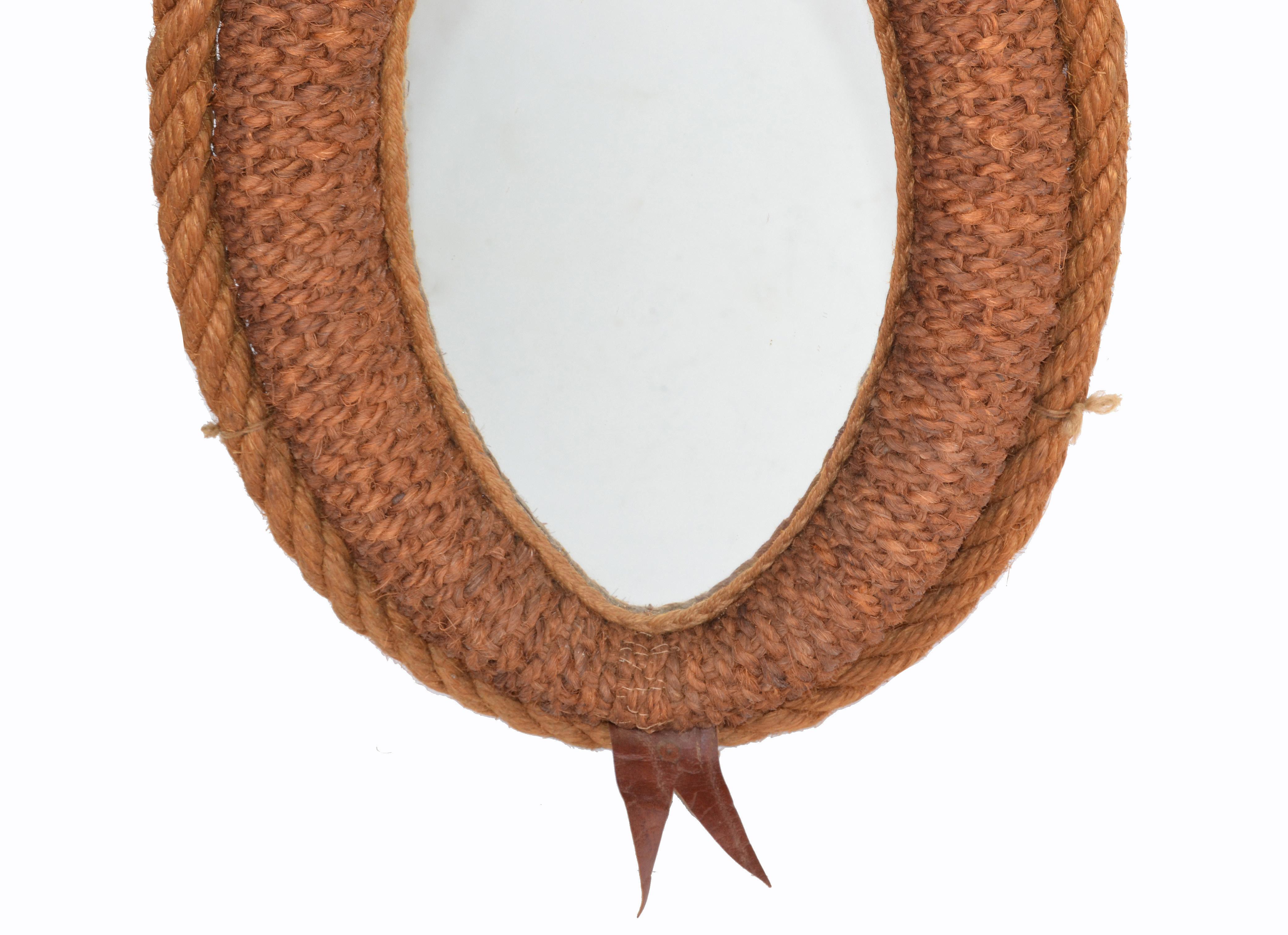 Audoux Minet Style Oval Wall Mirror Nautical French Provincial Rope & Jute In Good Condition For Sale In Miami, FL