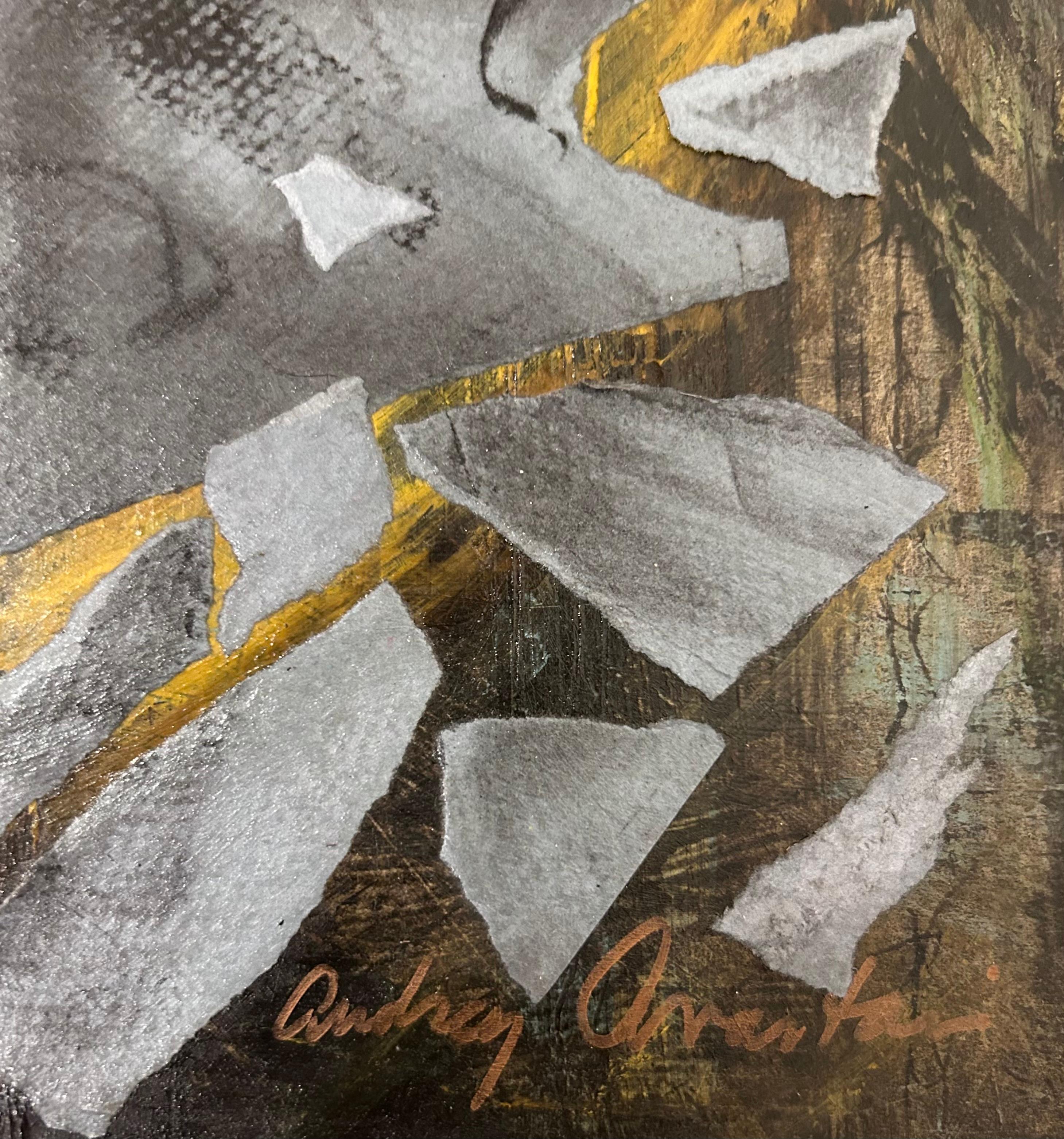 Pale Blue Wind, fusain et collage, portrait de femme - Modernisme américain Painting par Audrey Anastasi