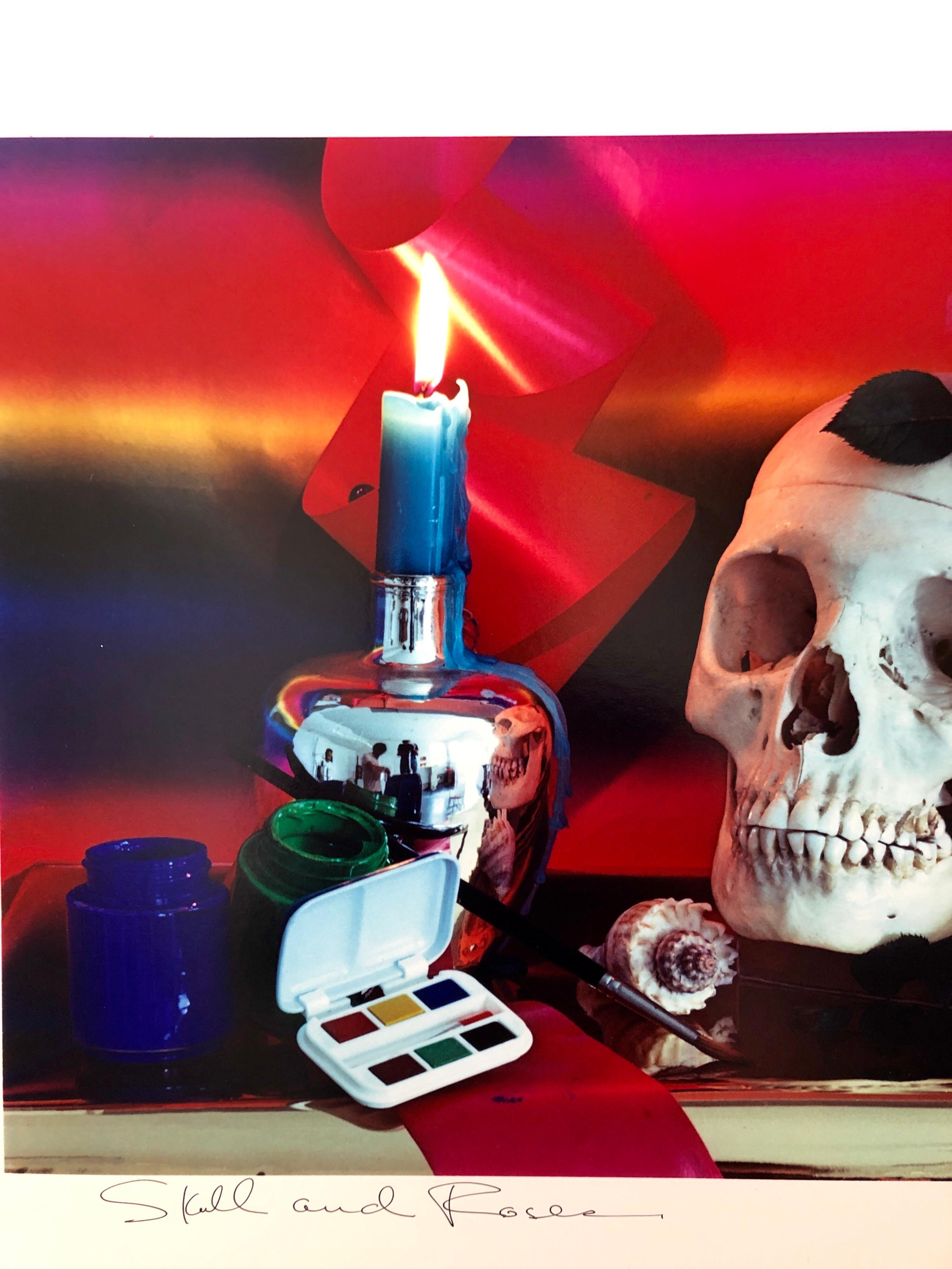 Photo imprimée par transfert en couleur « crâne et roses » d'Audrey Flack en vente 5
