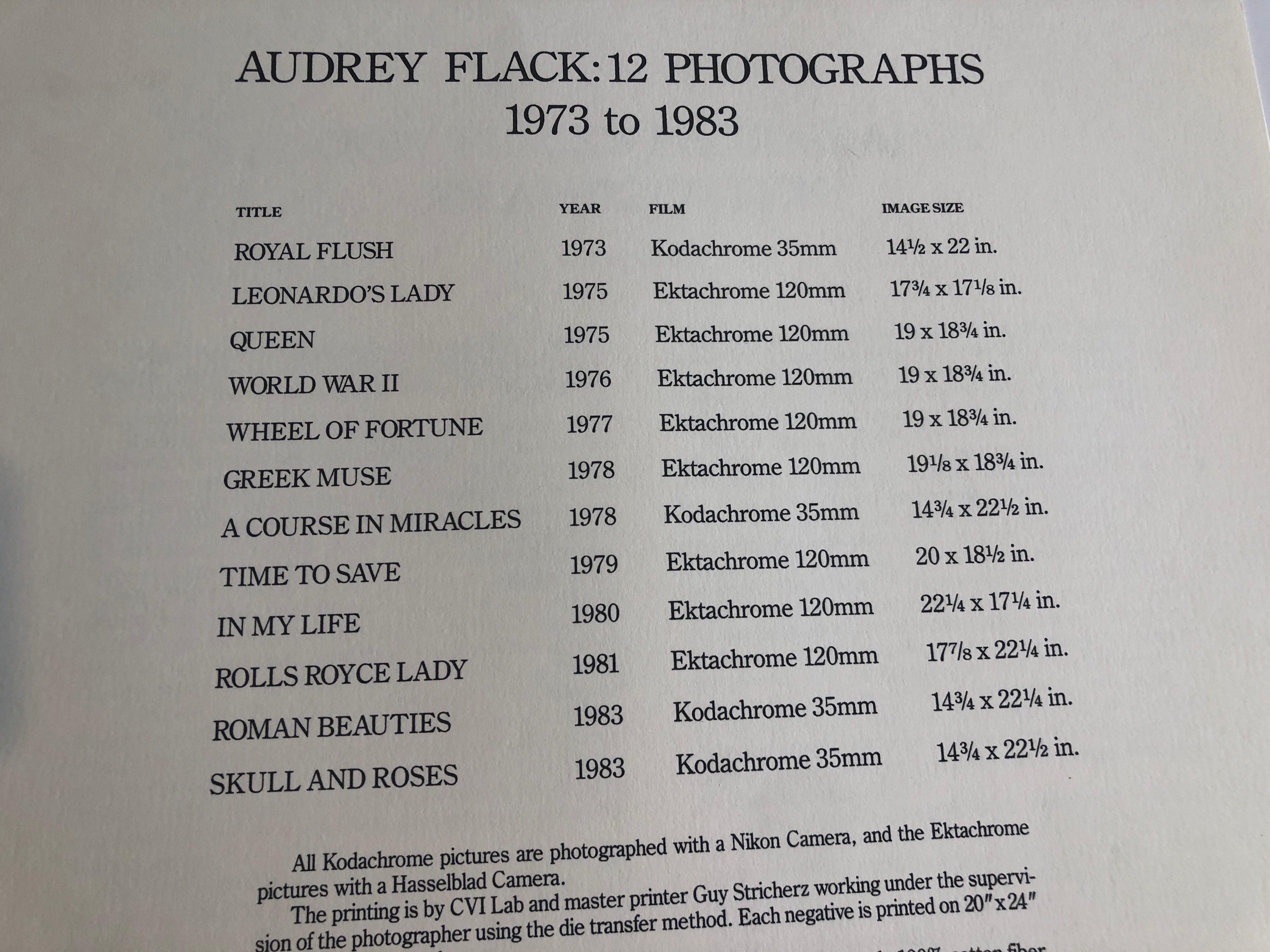 Pop-Art Vintage-Farbfotografie „Course in Miracles“ Druck  Audrey Flack, Foto: im Angebot 9