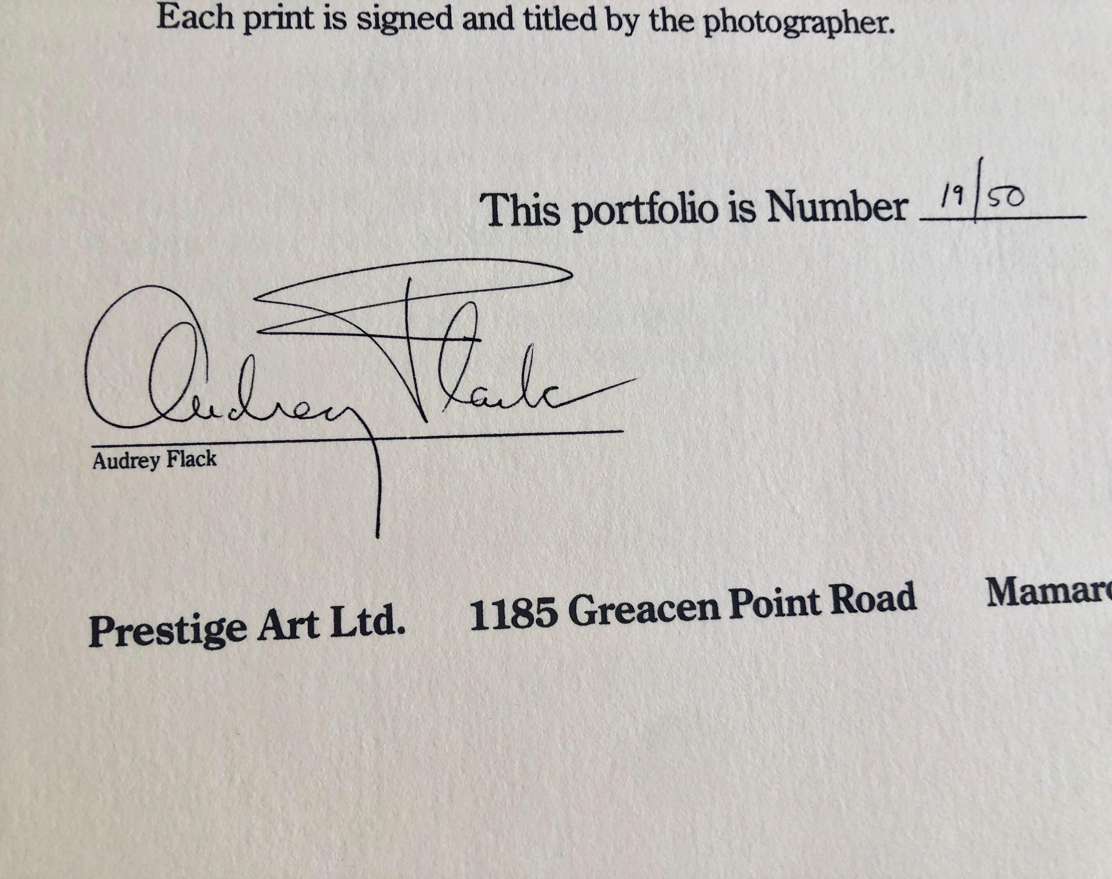 Vintage-Farbfotografie-Dynastie-Transferdruck „Time to Save“, Audrey Flack, Pop Art im Angebot 9