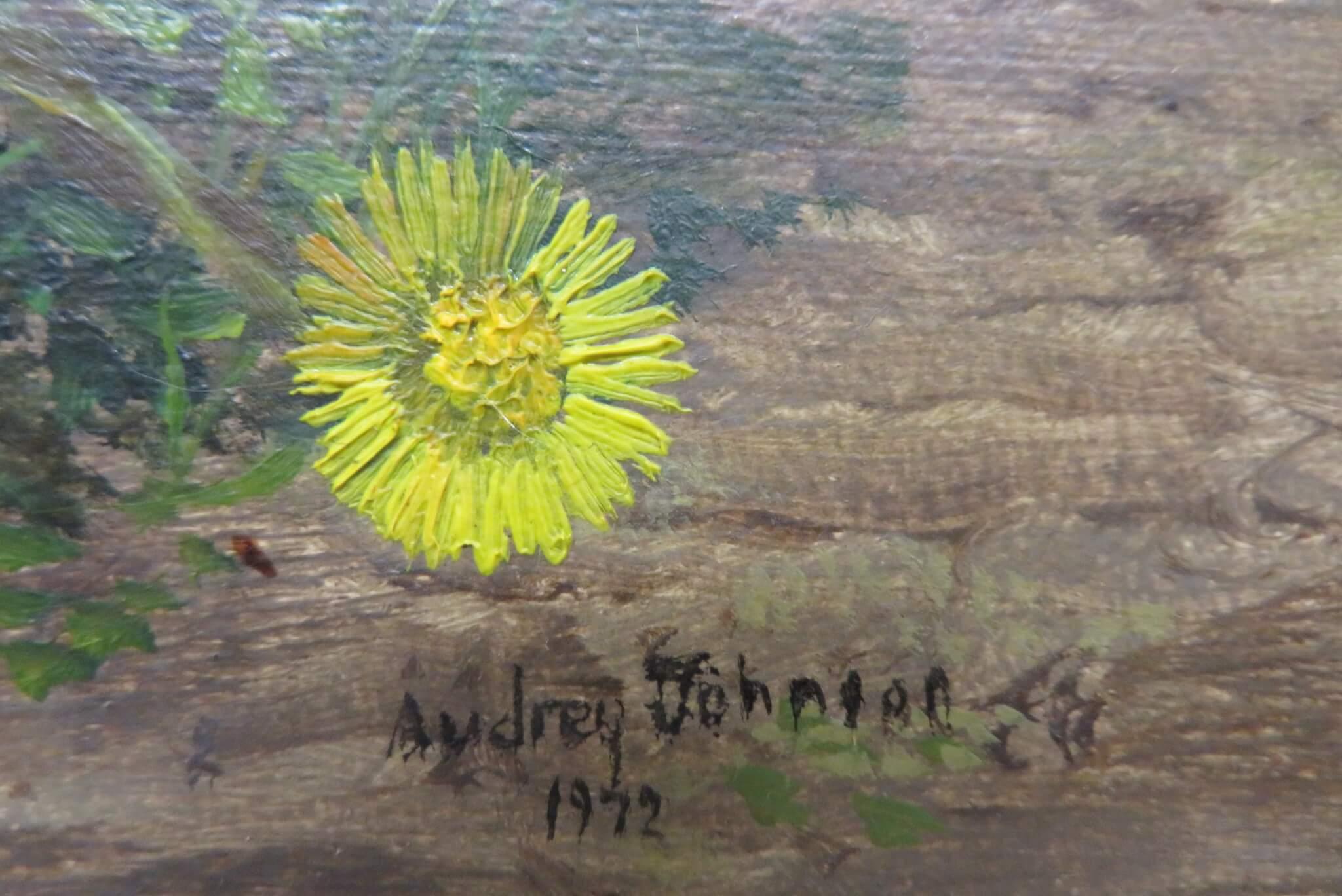 ARTISTA: Audrey Johnson (1919-2010) Britannica 
TITOLO: 'Fiori di campo'
MEDIO: olio su tavola
DIMENSIONE: 30cm x 25cm con cornice 
CONDIZIONE: molto buona
NOTE: Audrey Johnson era la moglie del pittore Claude Harrison (1922-2009). Hanno vissuto nel
