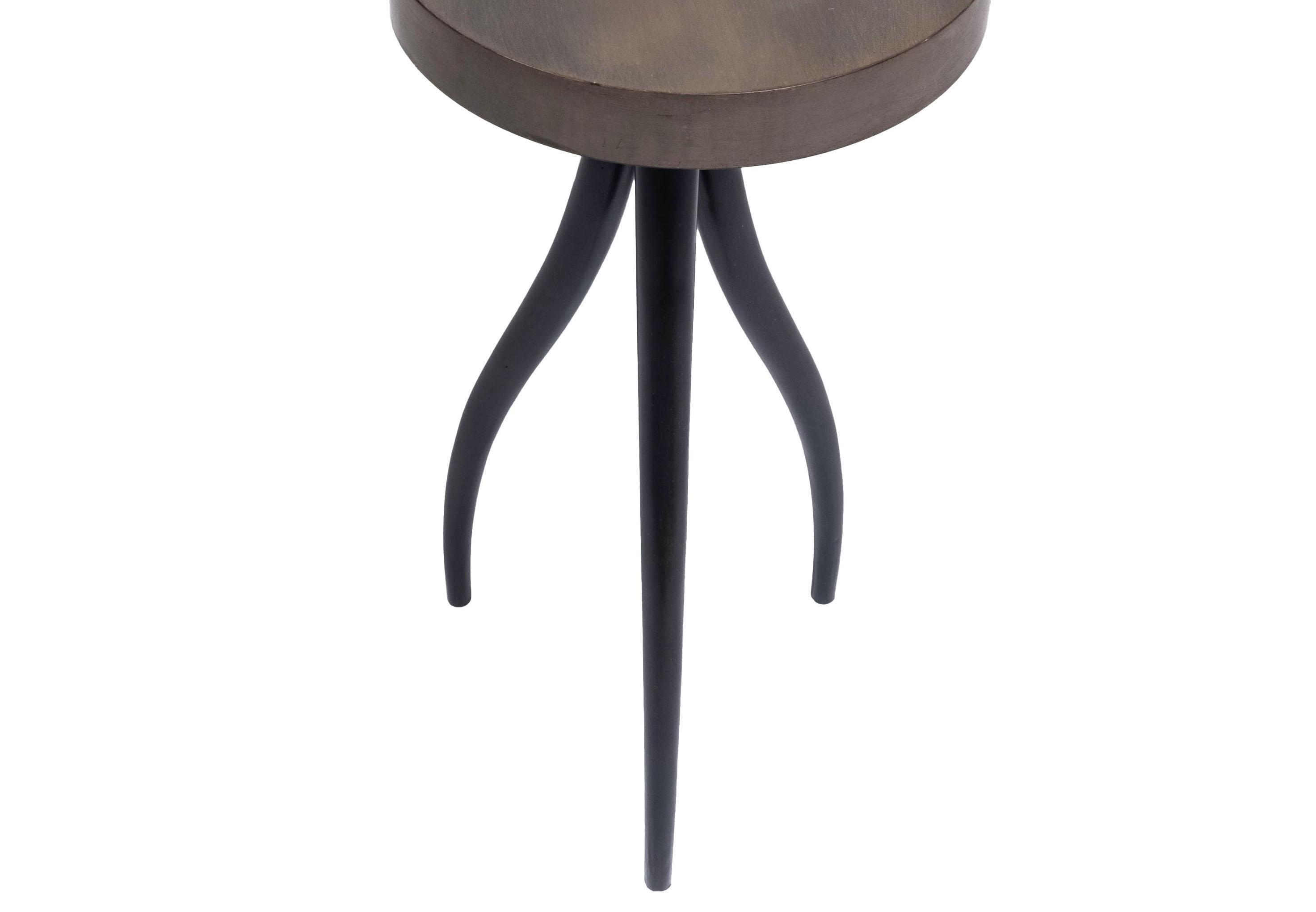 Nord-américain Table d'appoint Audrey en vente