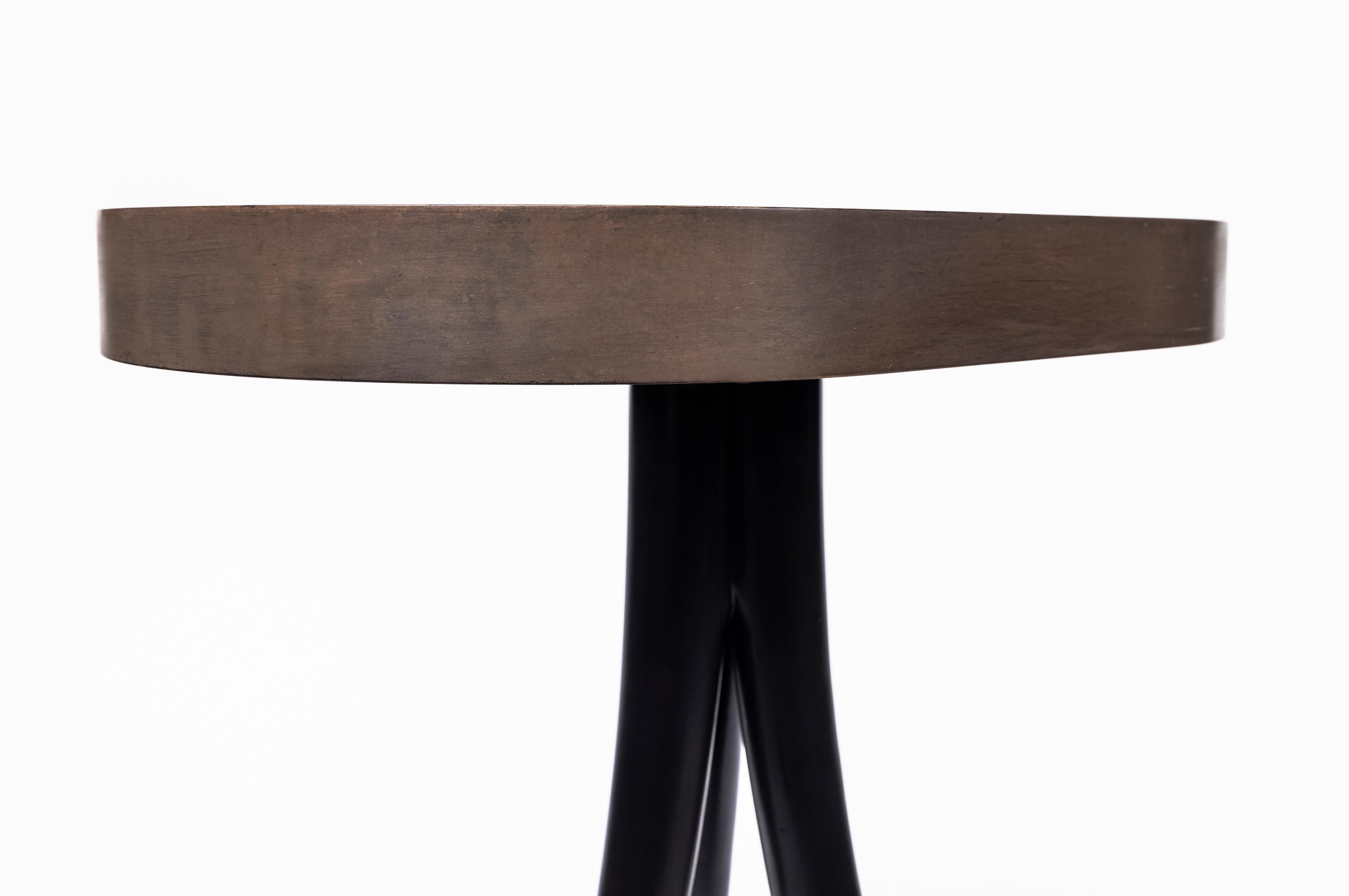 Fait main Table d'appoint Audrey en vente