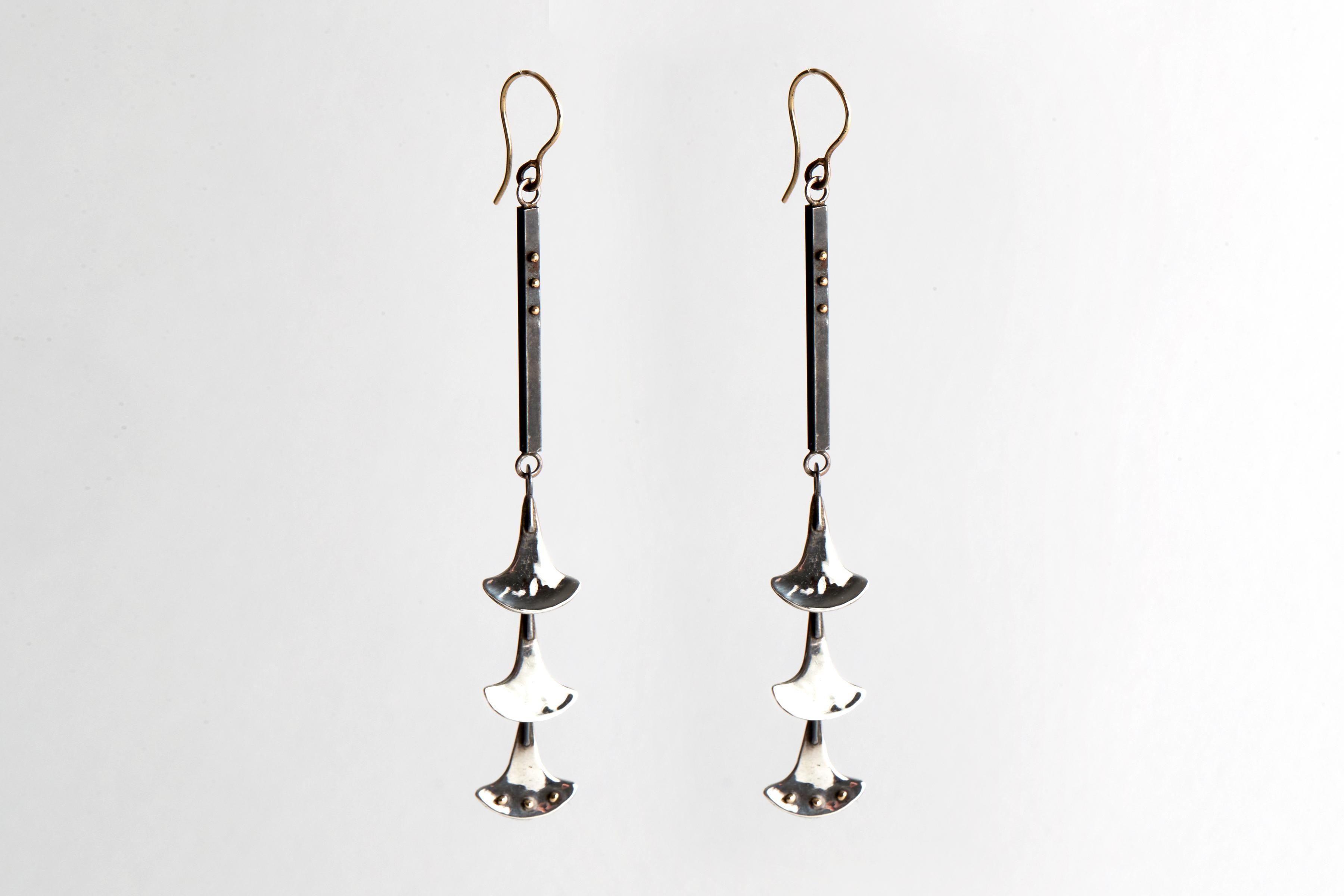 American Audrey Werner, Pair of Gingko Cascade Earrings in 18k Sterling Silver, US, 1999 For Sale